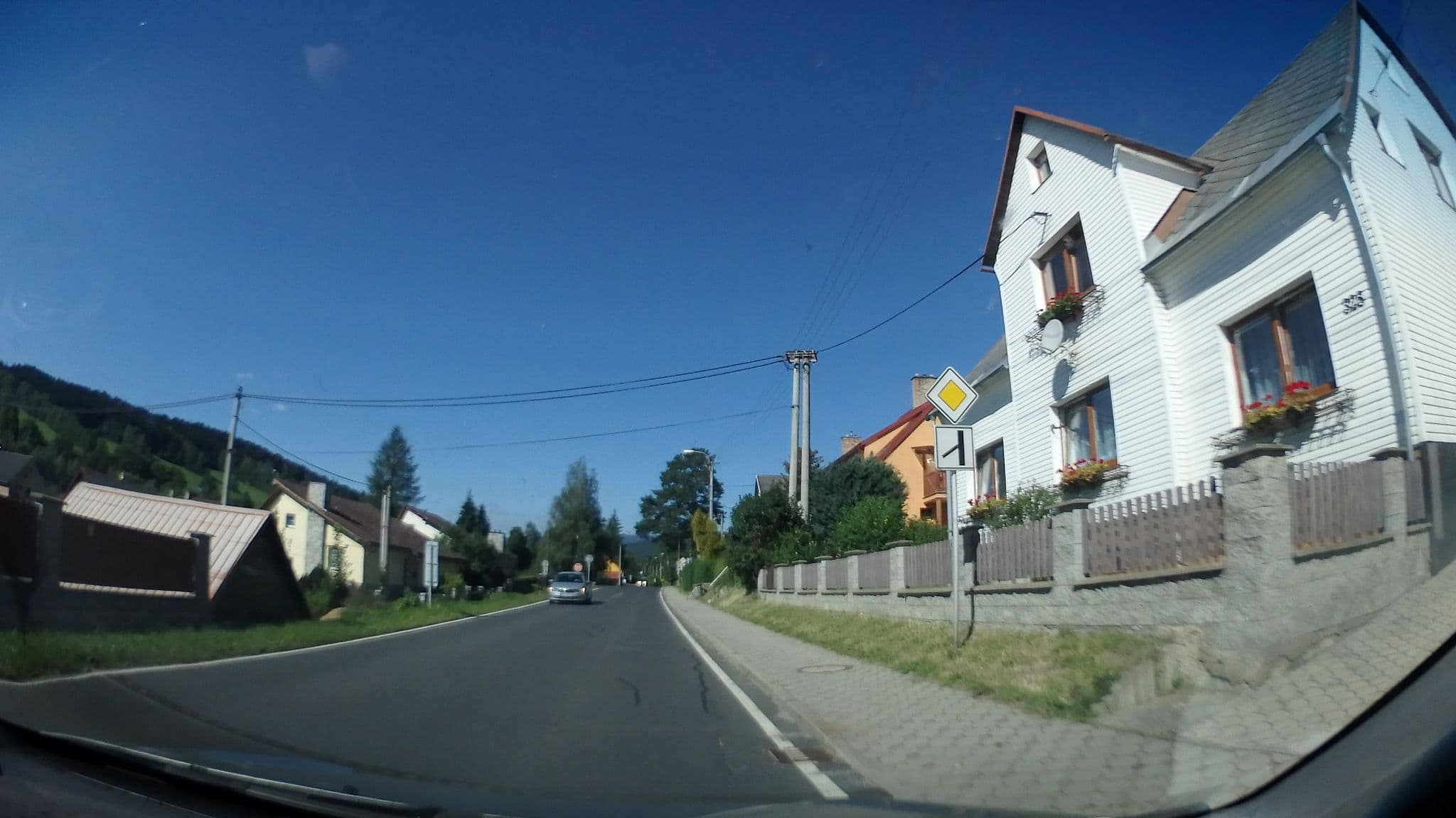 Street view near Apartmá V Oblouku, Lipová-lázně — © jakuje (CC BY-SA · Mapillary)