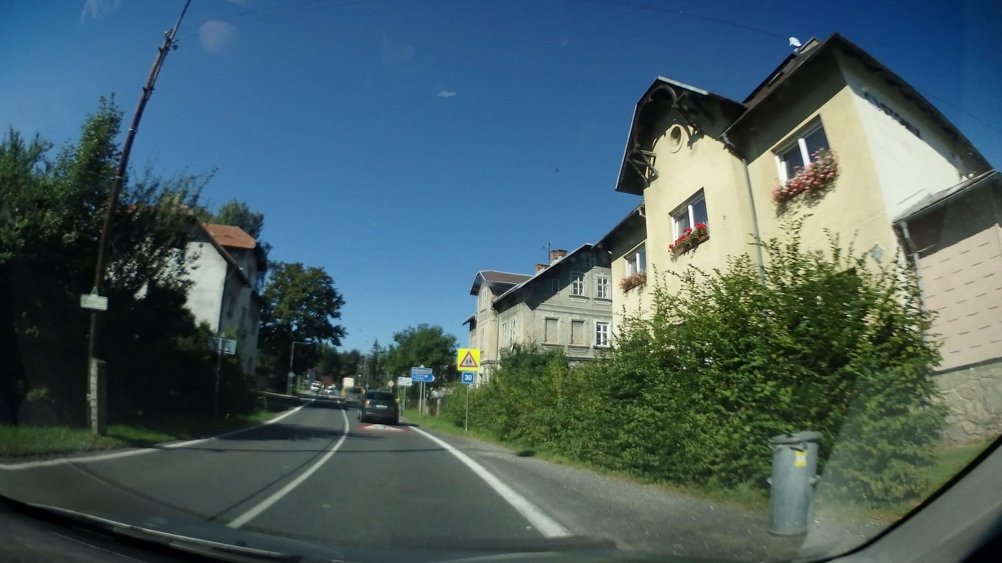 Street view near Apartment U Pošty, Lipová-lázně — © jakuje (CC BY-SA · Mapillary)