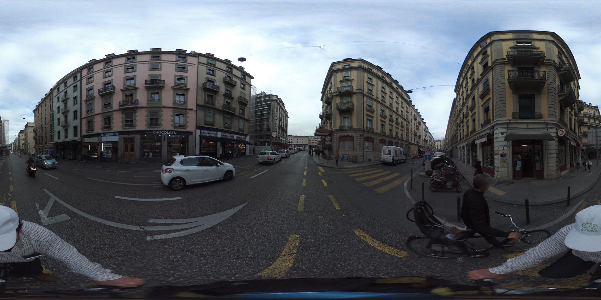 Street view near Hotel Taverna, Geneva — © geovelo (CC BY-SA · Mapillary)