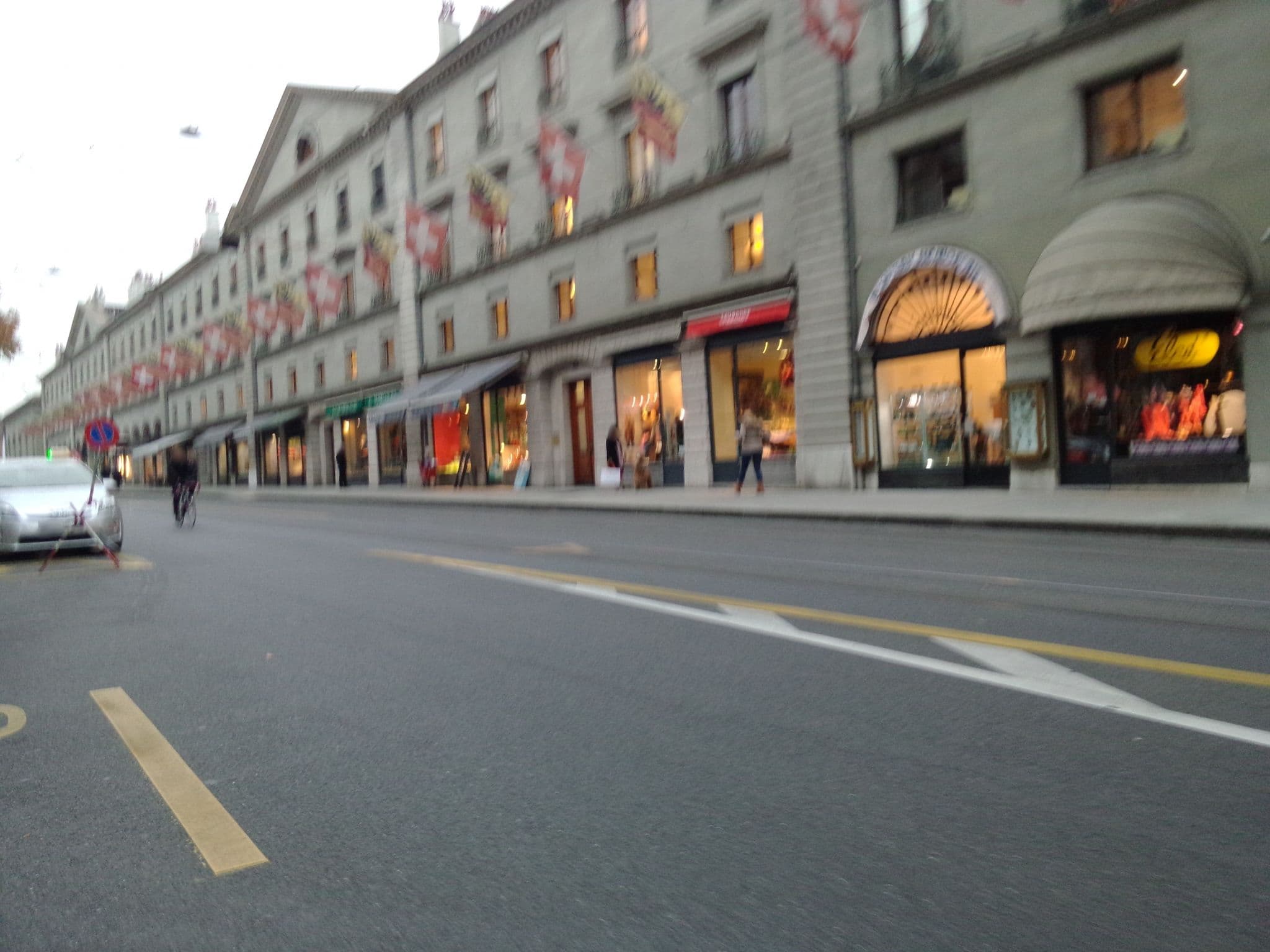 Street view near Restaurant 7ème Ciel, Geneva — © map1 (CC BY-SA · Mapillary)