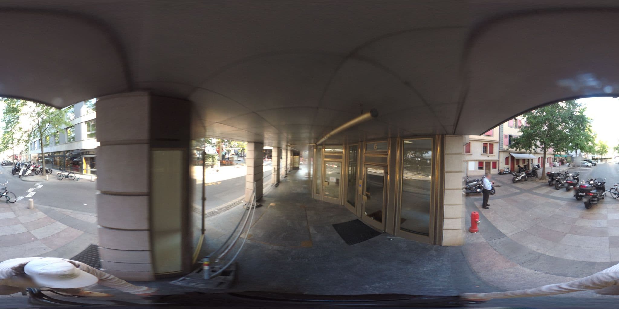 Street view near Hôtel et Restaurant du Midi SA, Geneva — © geovelo (CC BY-SA · Mapillary)