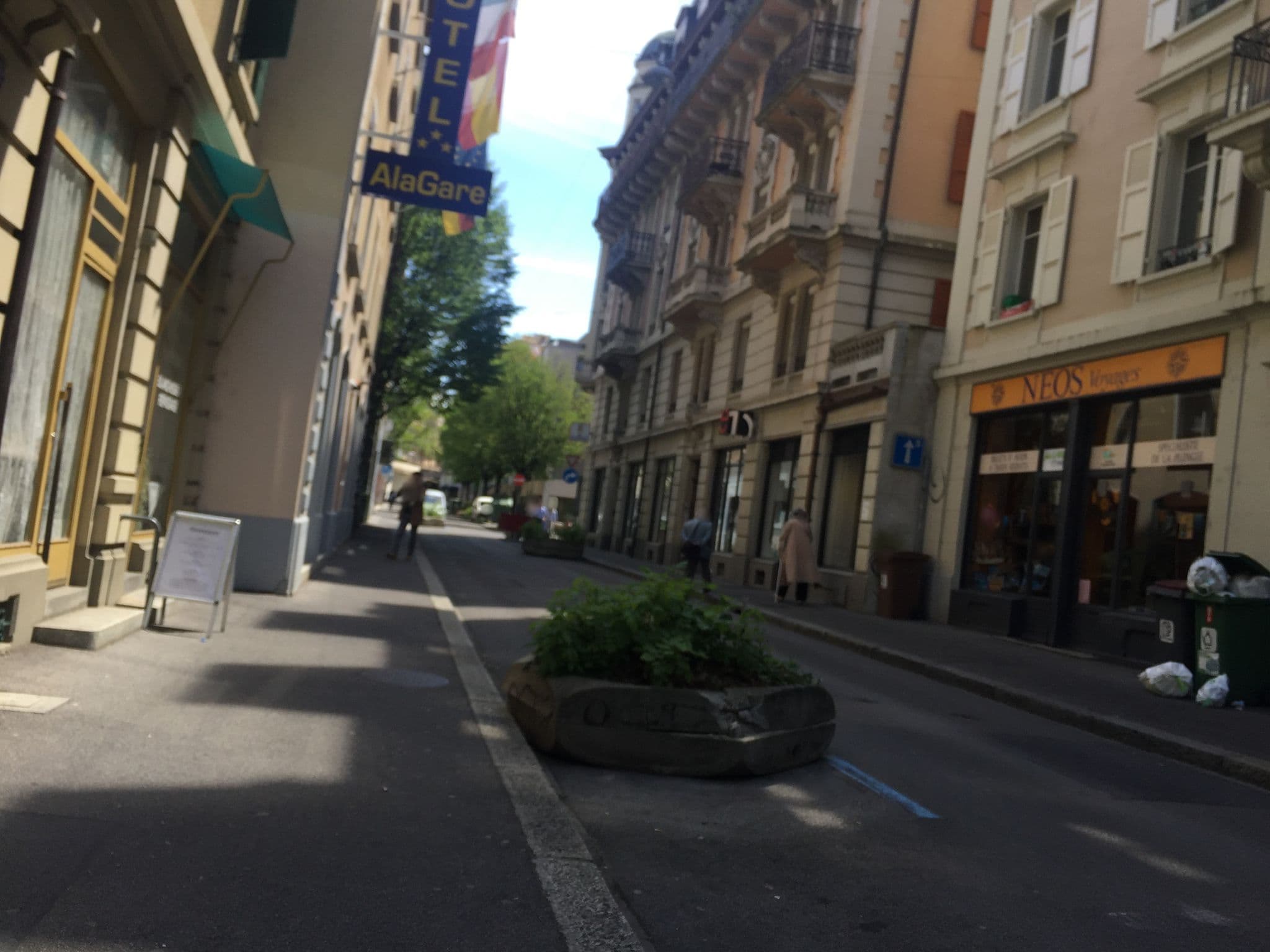 Street view near H&R alaGare SA, Lausanne — © trac71 (CC BY-SA · Mapillary)
