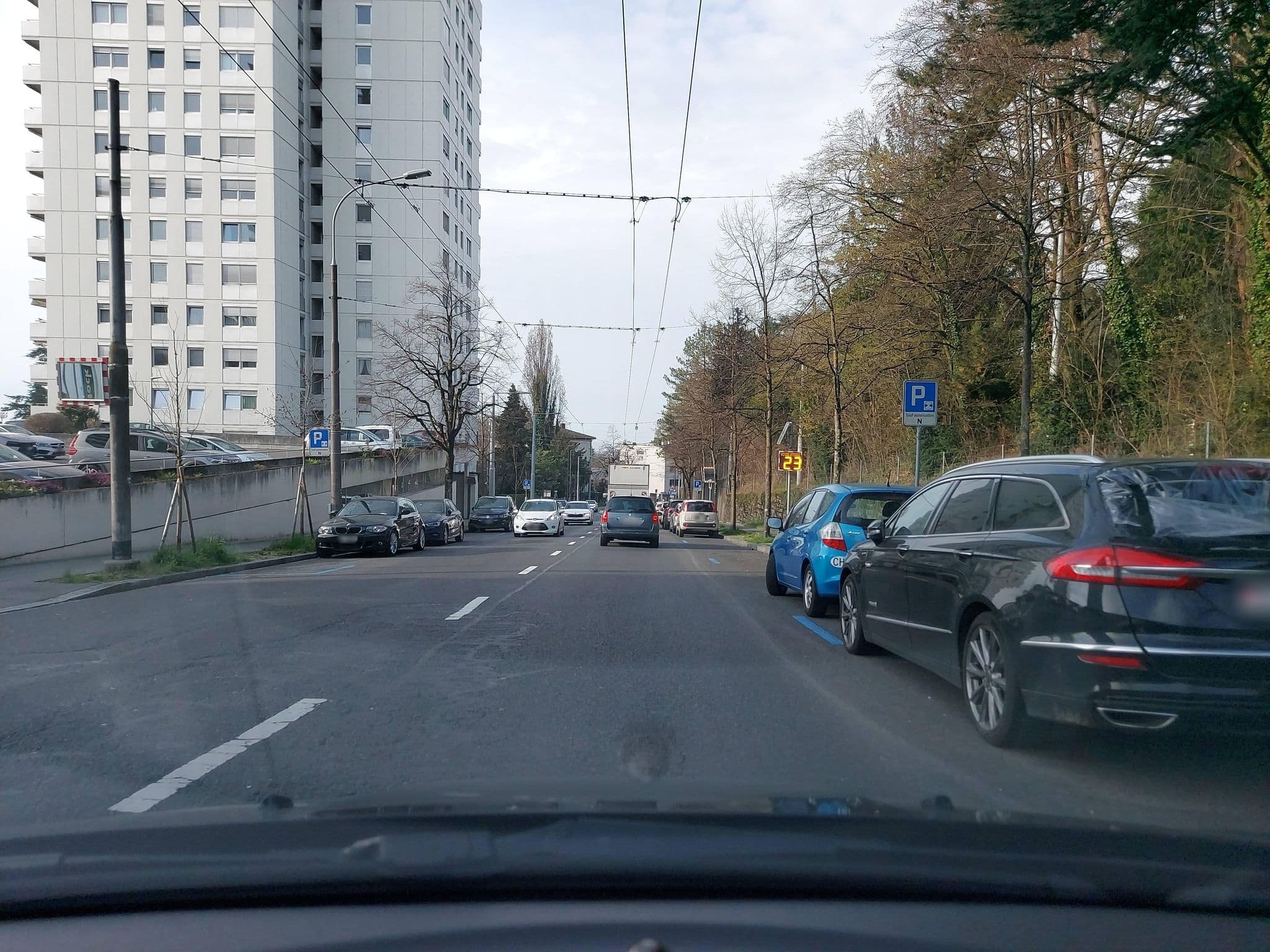 Street view near La Ness Hotel, Lausanne — © Maximilien (CC BY-SA · Mapillary)