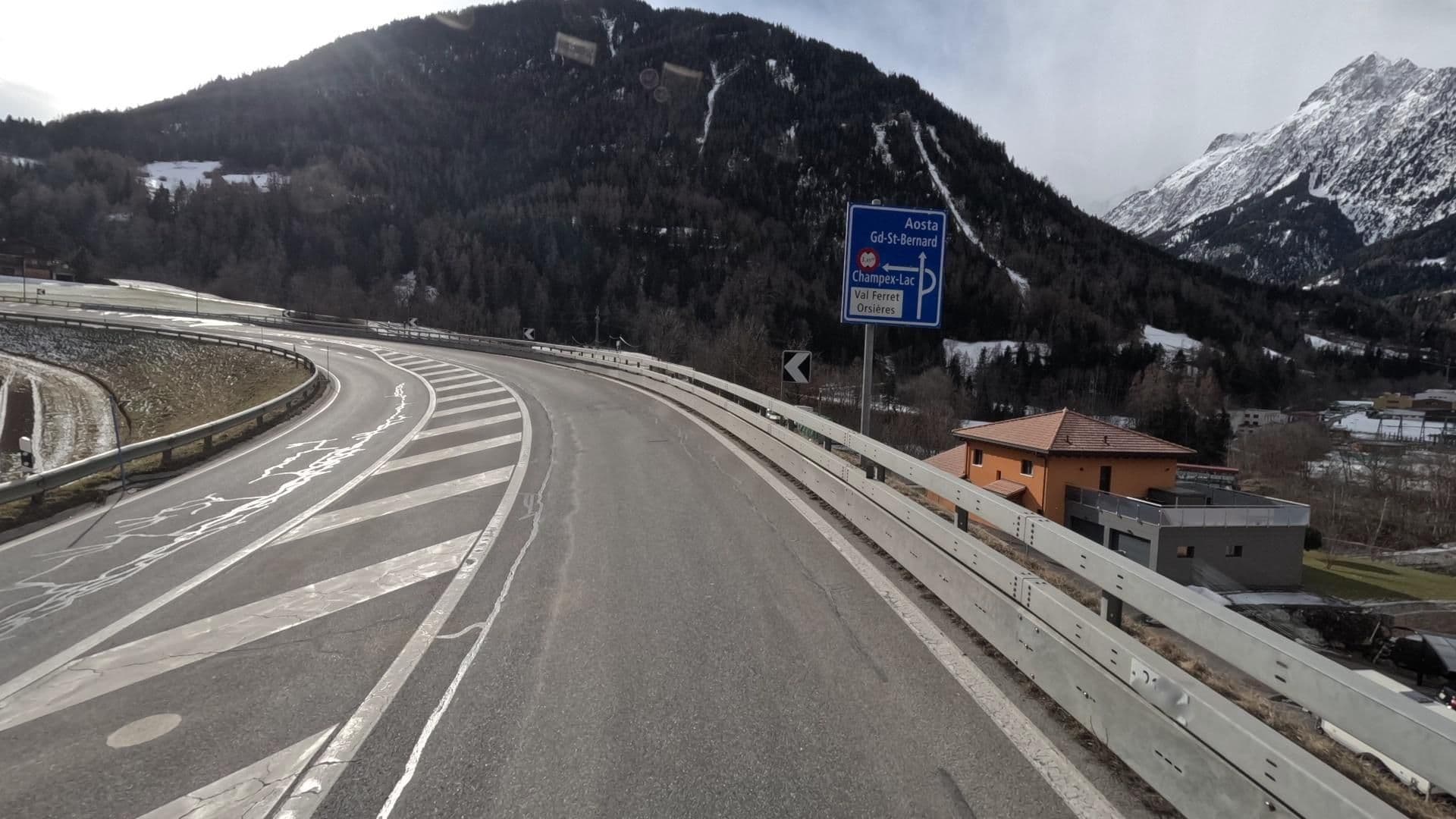 Street view near Marie-Claude Tornay, Orsières — © bct (CC BY-SA · Mapillary)