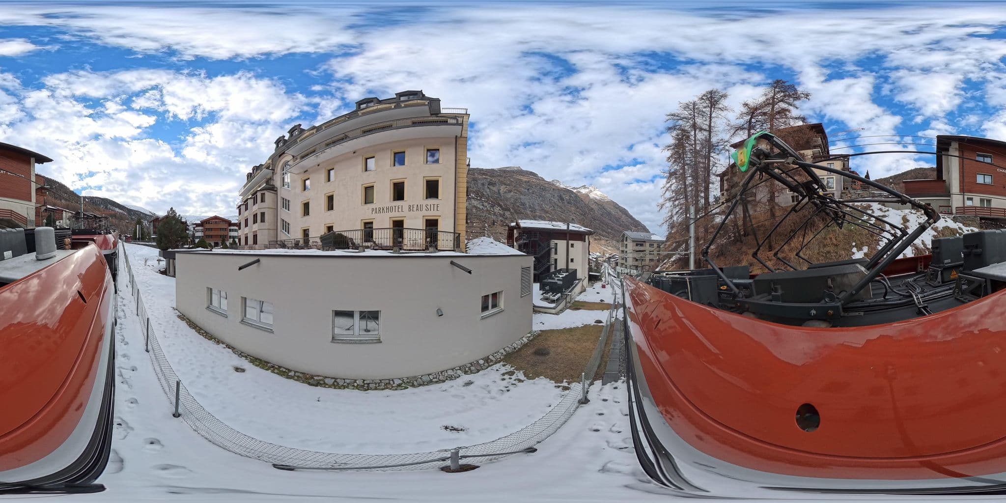 Street view near Chalet Sonnegg, Zermatt — © MattWithHuskies (CC BY-SA · Mapillary)