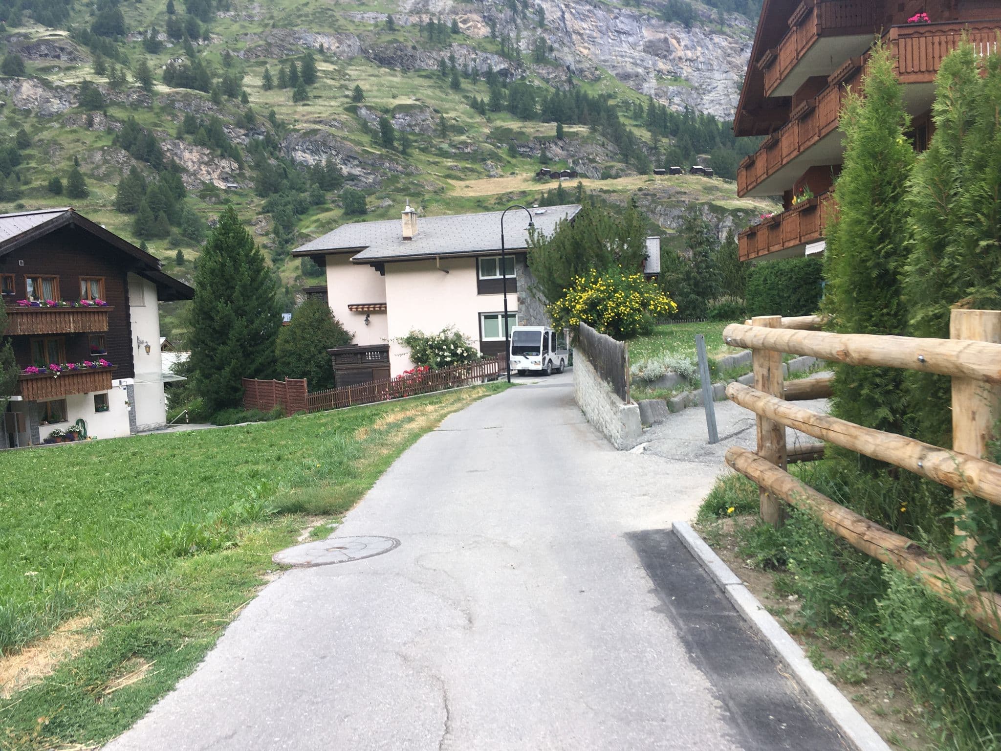 Street view near Haus Andorra, Zermatt — © beat (CC BY-SA · Mapillary)