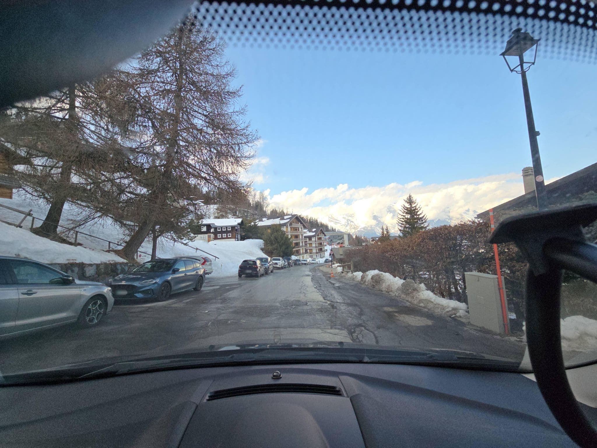 Street view near Appartement Valena, Riddes — © Maximilien (CC BY-SA · Mapillary)