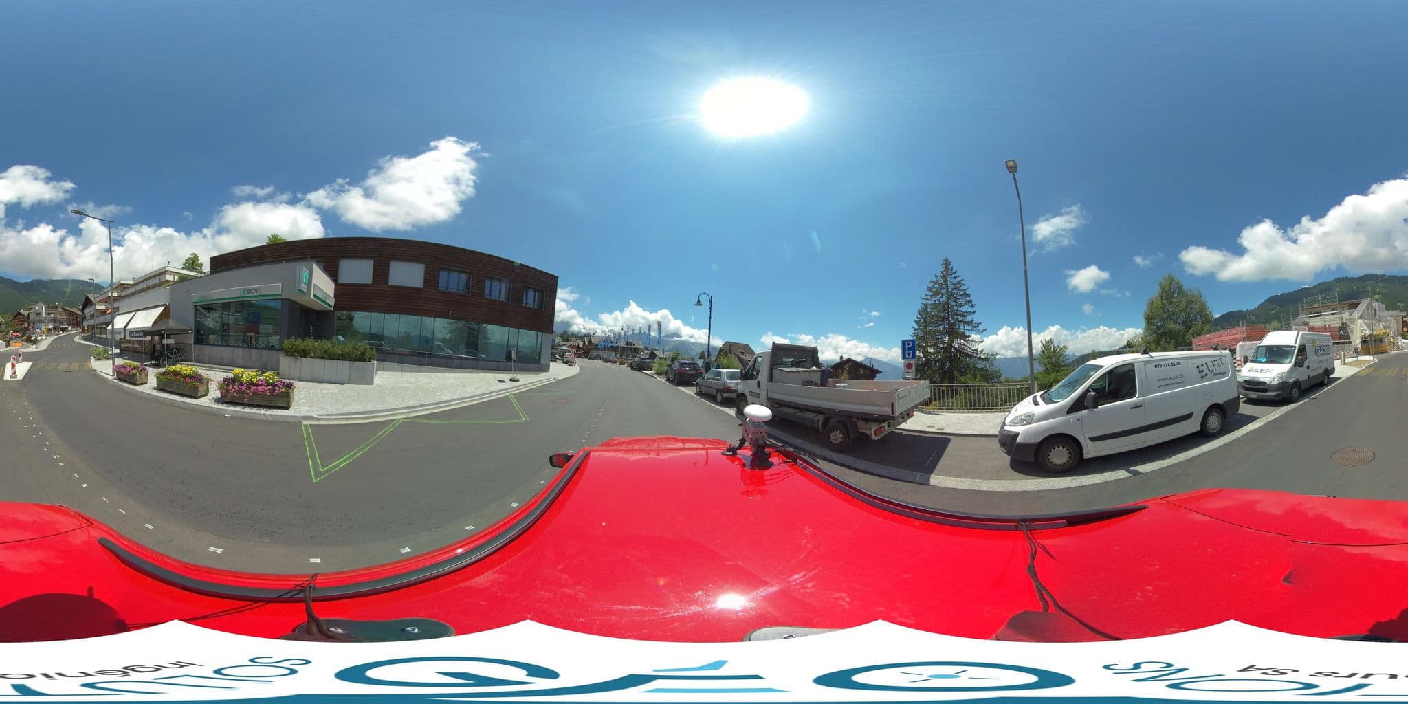 Street view near Hôtel Le Bristol, Villars-sur-Ollon — © epoc (CC BY-SA · Mapillary)