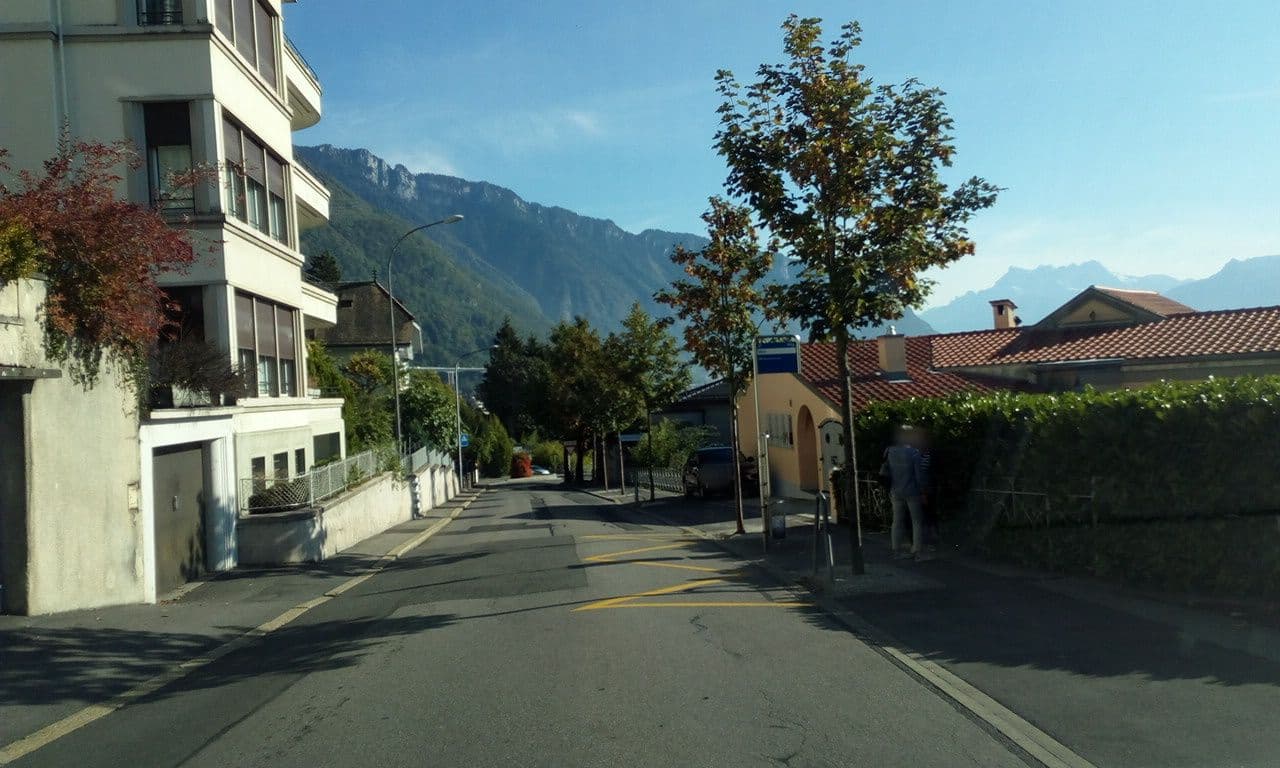 Street view near B&B Belalp, Montreux — © selfishseahorse (CC BY-SA · Mapillary)