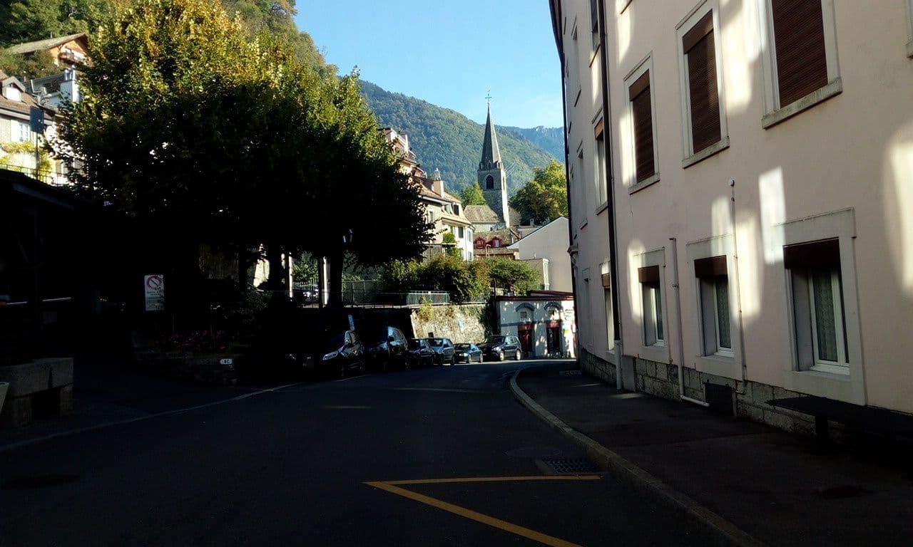 Street view near Auberge Des planches, Montreux — © selfishseahorse (CC BY-SA · Mapillary)