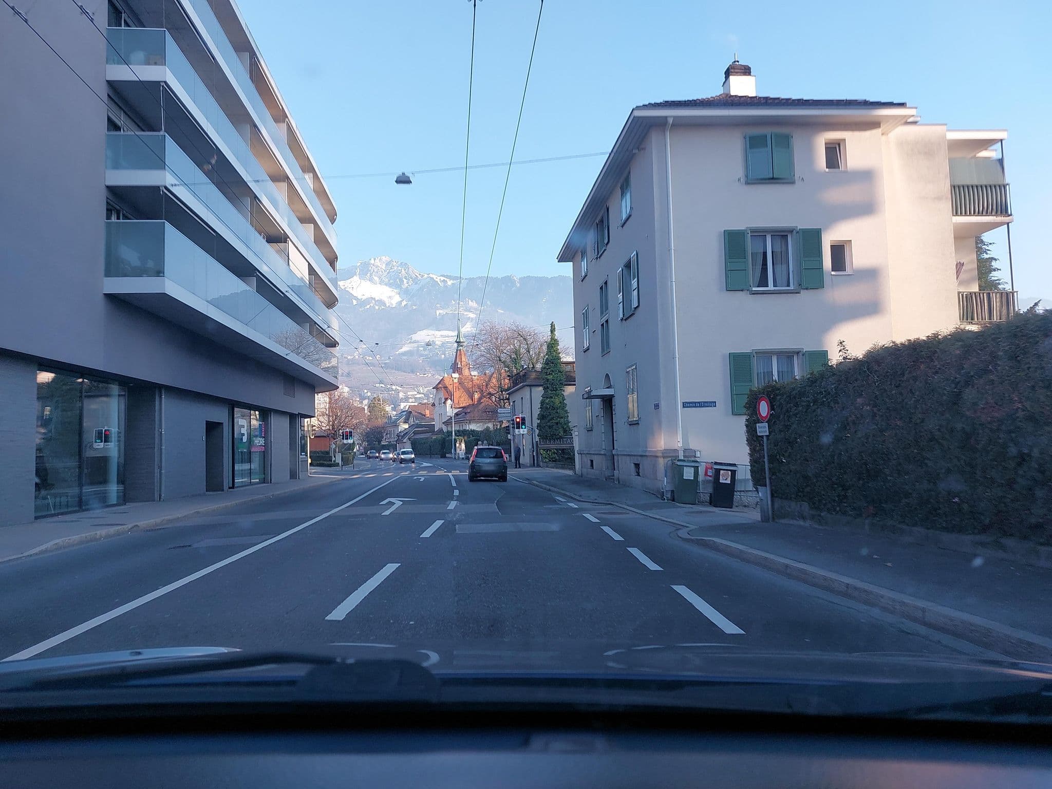 Street view near Montreux Booking, Montreux — © Balbenar (CC BY-SA · Mapillary)