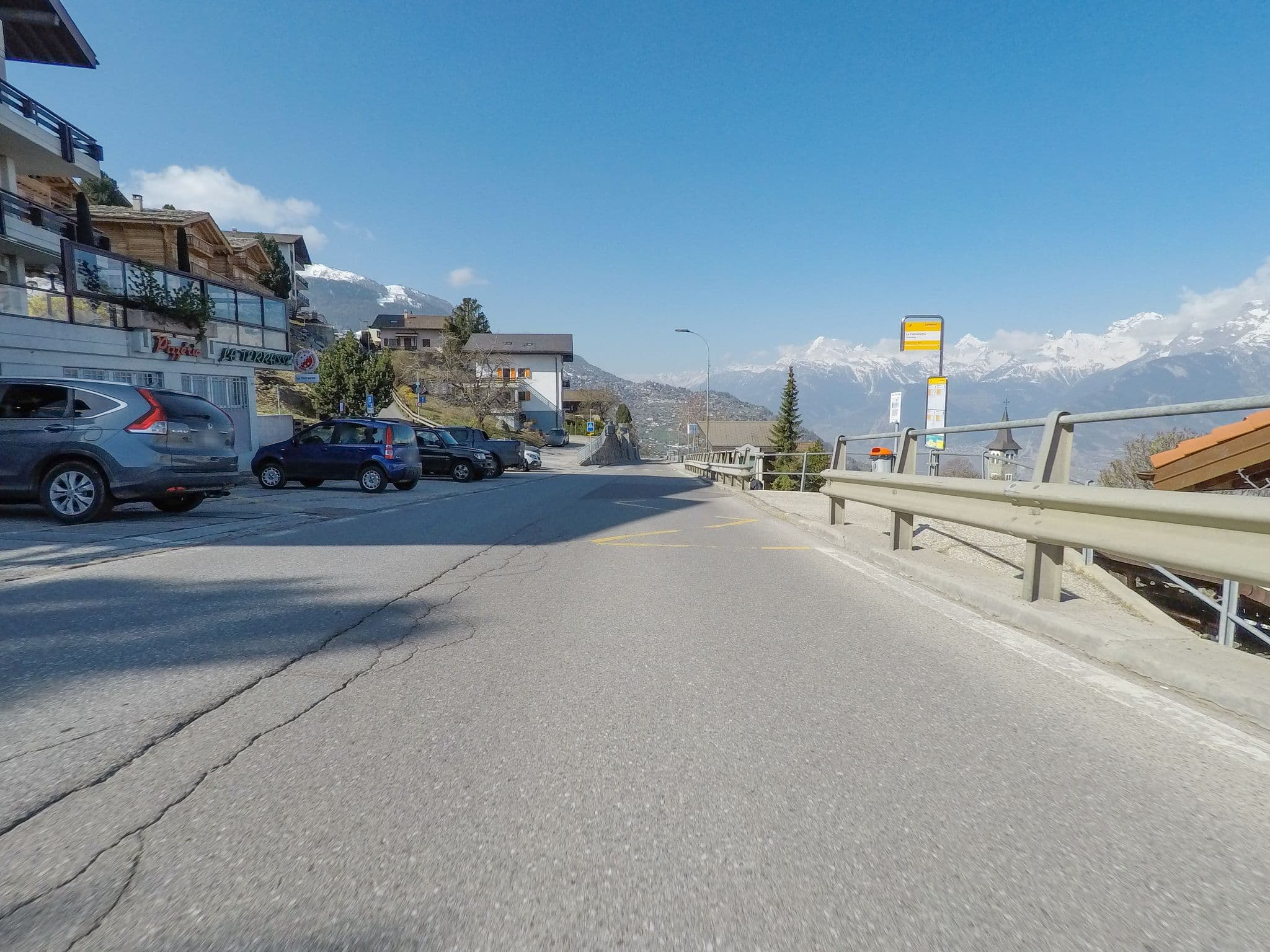 Street view near Residences Veysonnaz - Mayens-de l'ours, Basse-Nendaz — © esario (CC BY-SA · Mapillary)