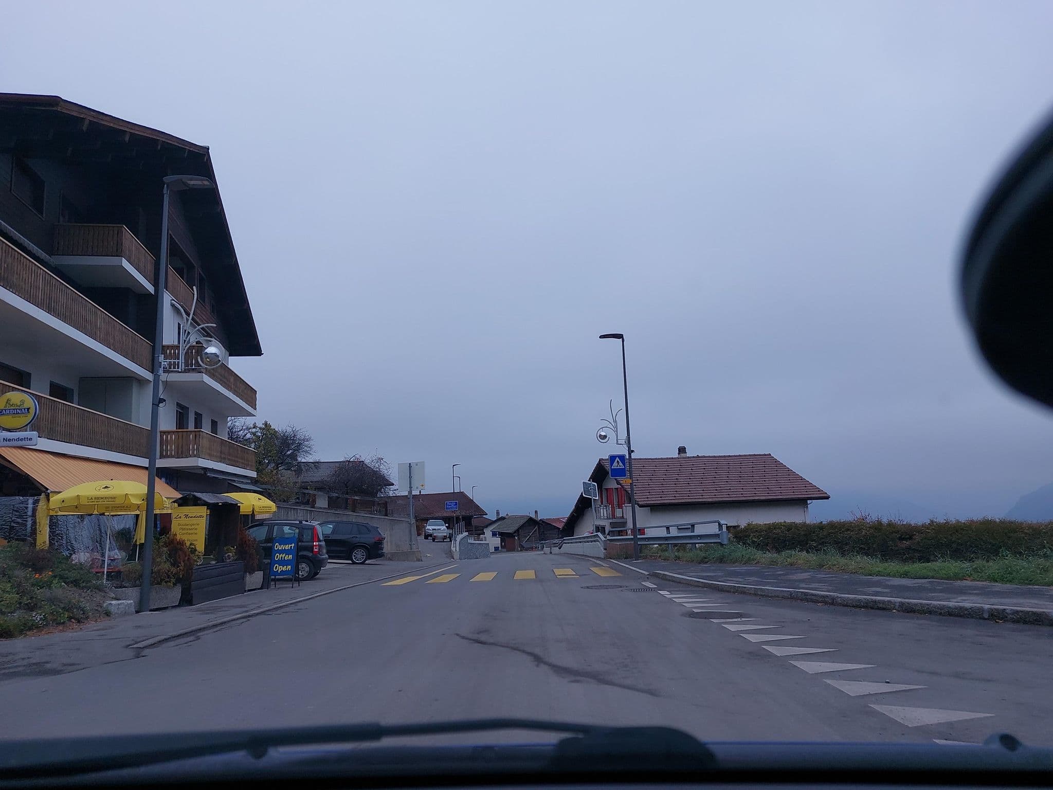 Street view near Grand Place Nendaz Station, Basse-Nendaz — © Balbenar (CC BY-SA · Mapillary)