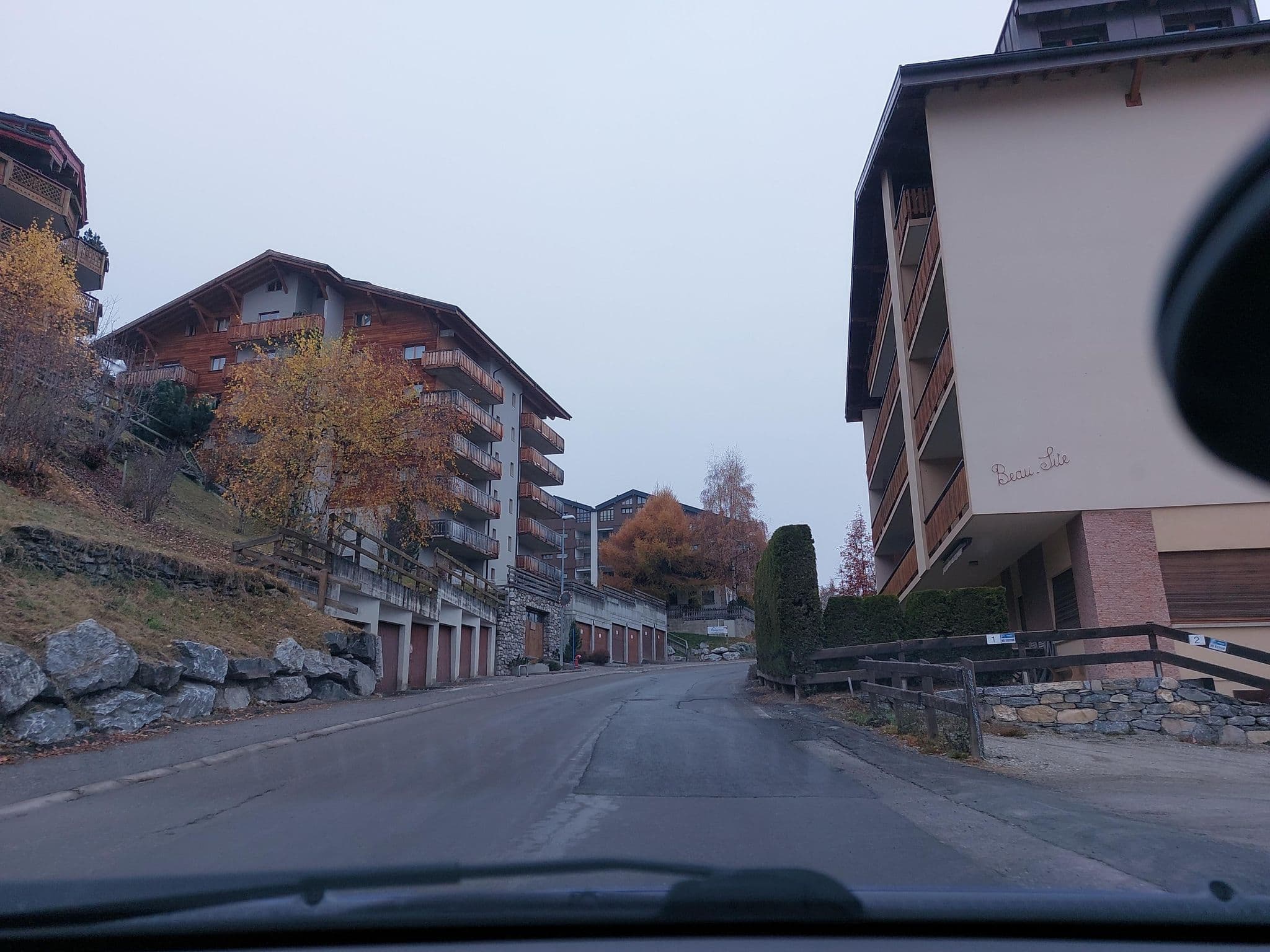 Street view near Apartment Les Etagnes Est Nendaz Station, Basse-Nendaz — © Balbenar (CC BY-SA · Mapillary)