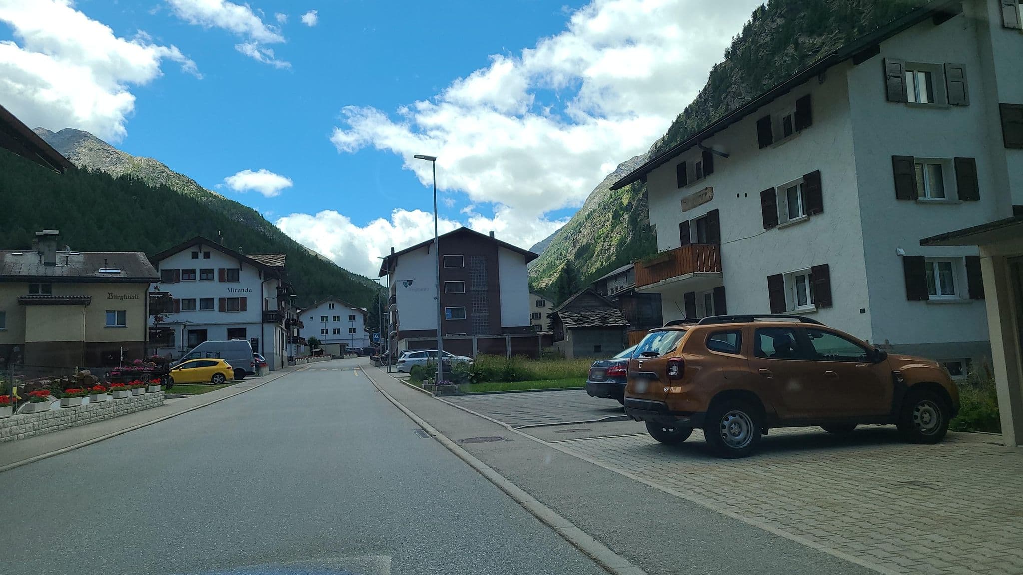 Street view near Appollo, Saas-Fee — © chrisbeddow (CC BY-SA · Mapillary)