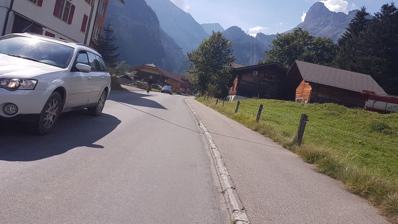 Street view near Haus Wesley, Kandersteg — © trac71 (CC BY-SA · Mapillary)