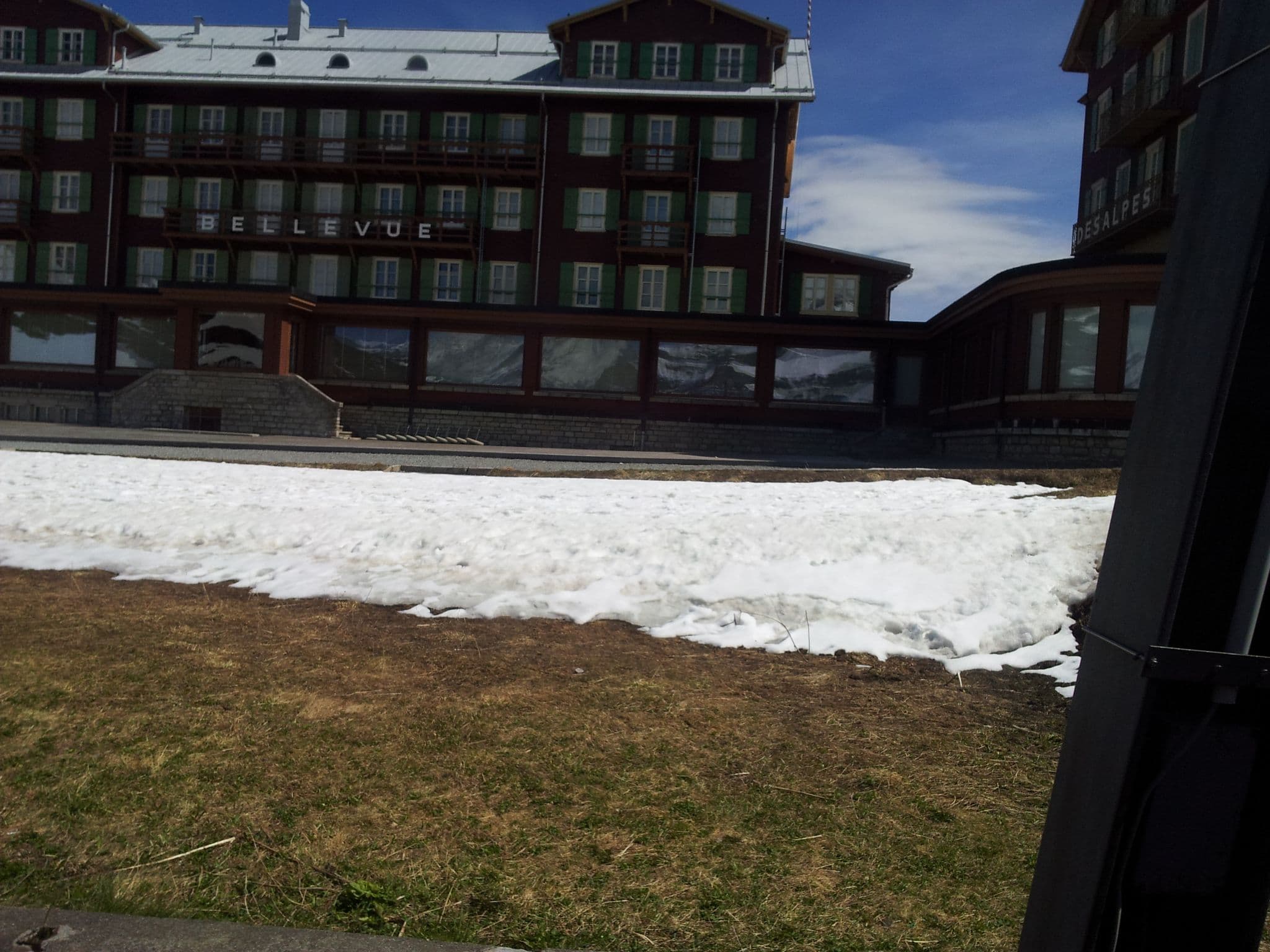 Street view near Hotel Bellevue des Alpes, Lauterbrunnen — © sp8962de (CC BY-SA · Mapillary)