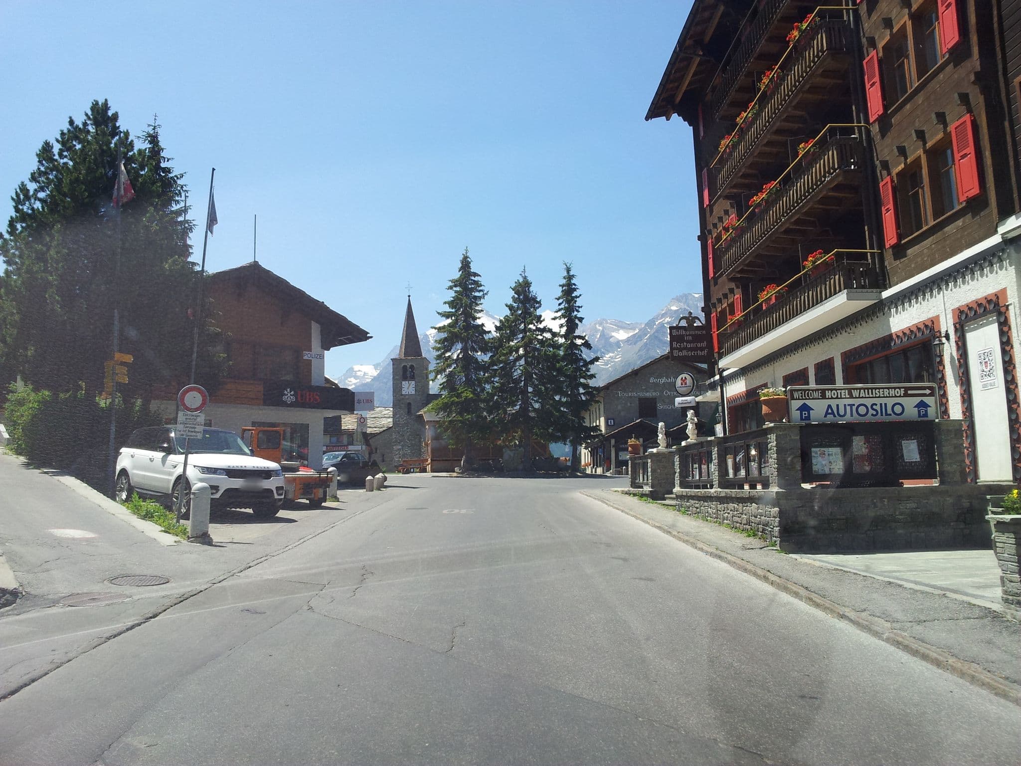 Street view near Egon Walter AG Center-Shop, Grächen — © sp8962de (CC BY-SA · Mapillary)