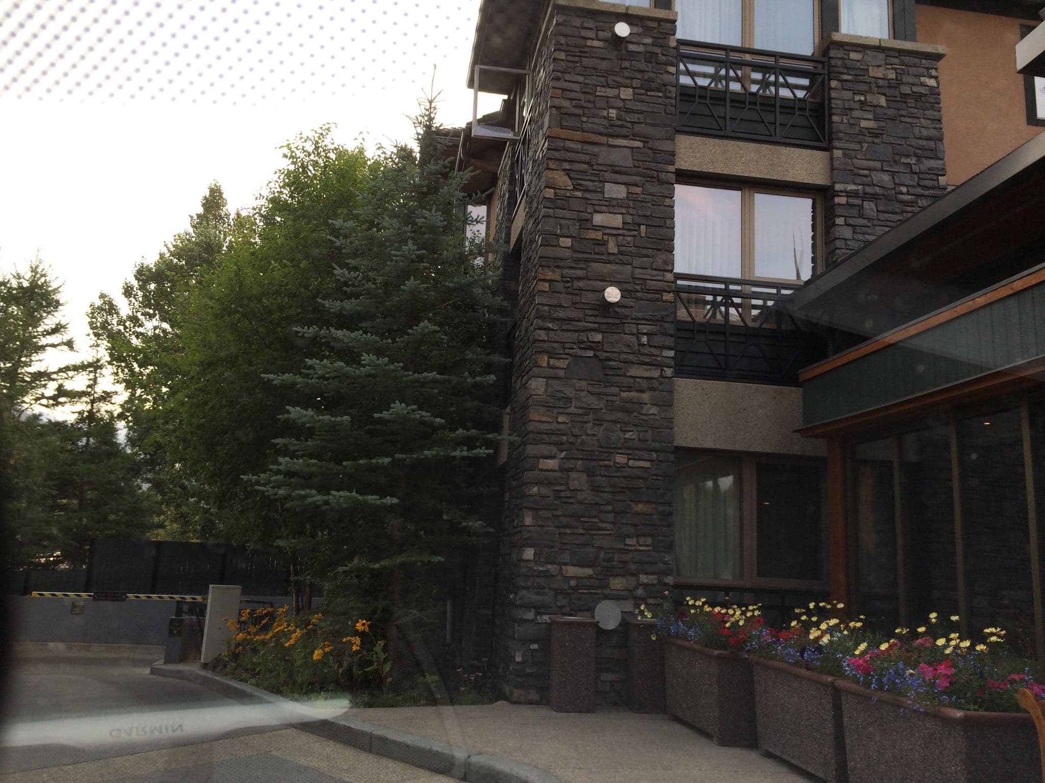 Street view near Royal Canadian Lodge, Banff