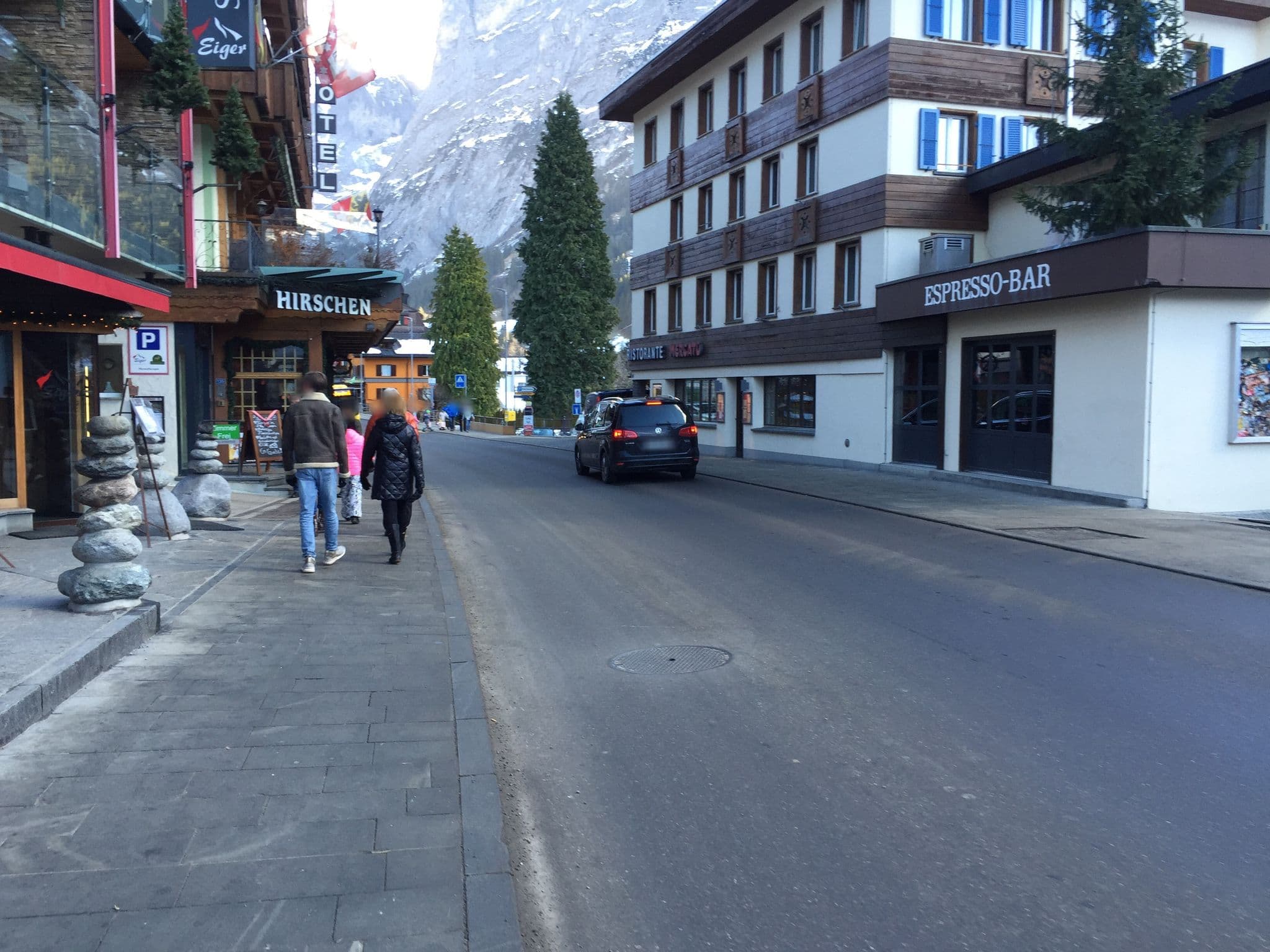 Street view near Hotel Eiger, Grindelwald — © anananas (CC BY-SA · Mapillary)