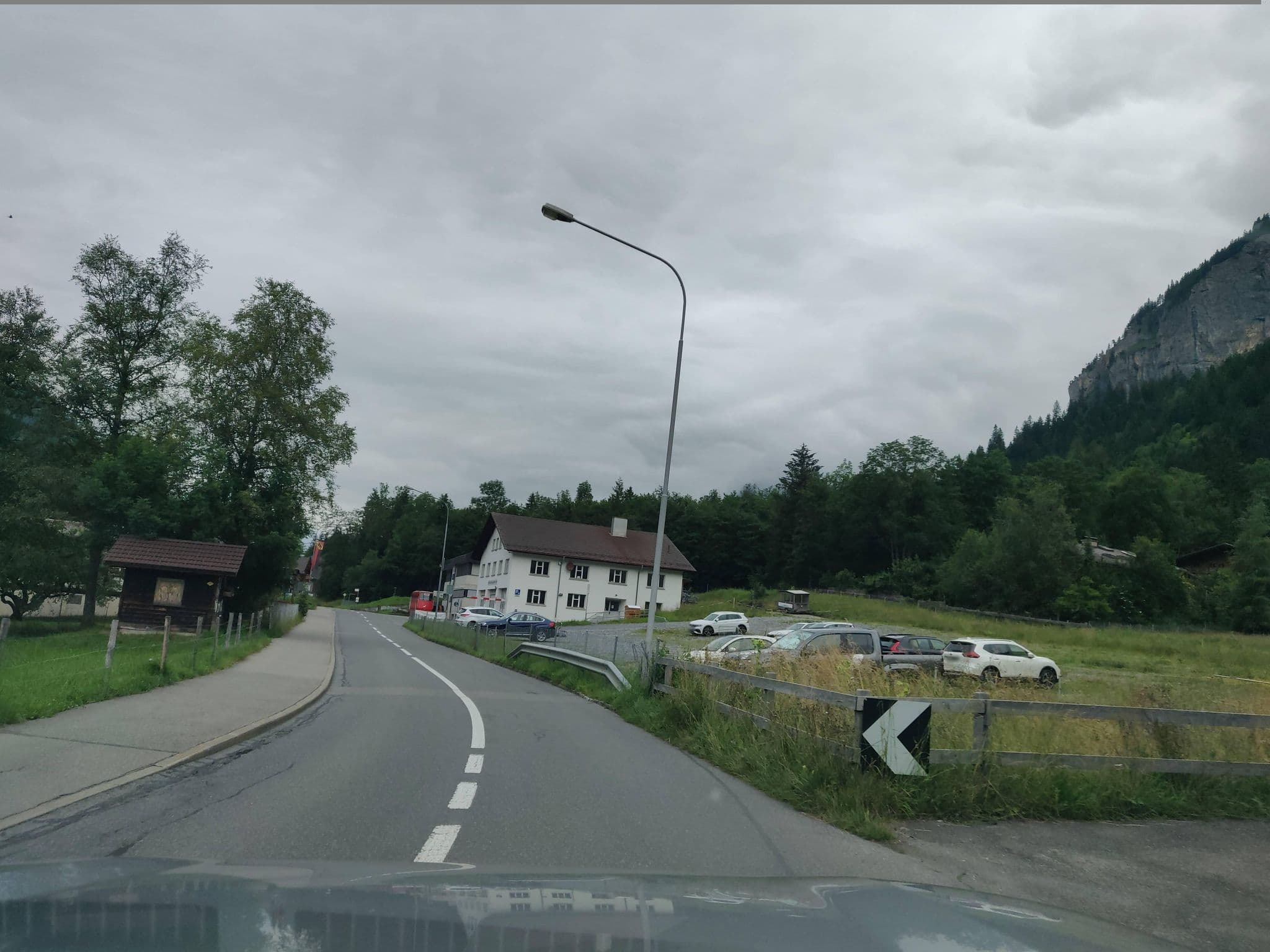 Street view near Waldhotel Doldenhorn, Kandersteg — © Yha1 (CC BY-SA · Mapillary)