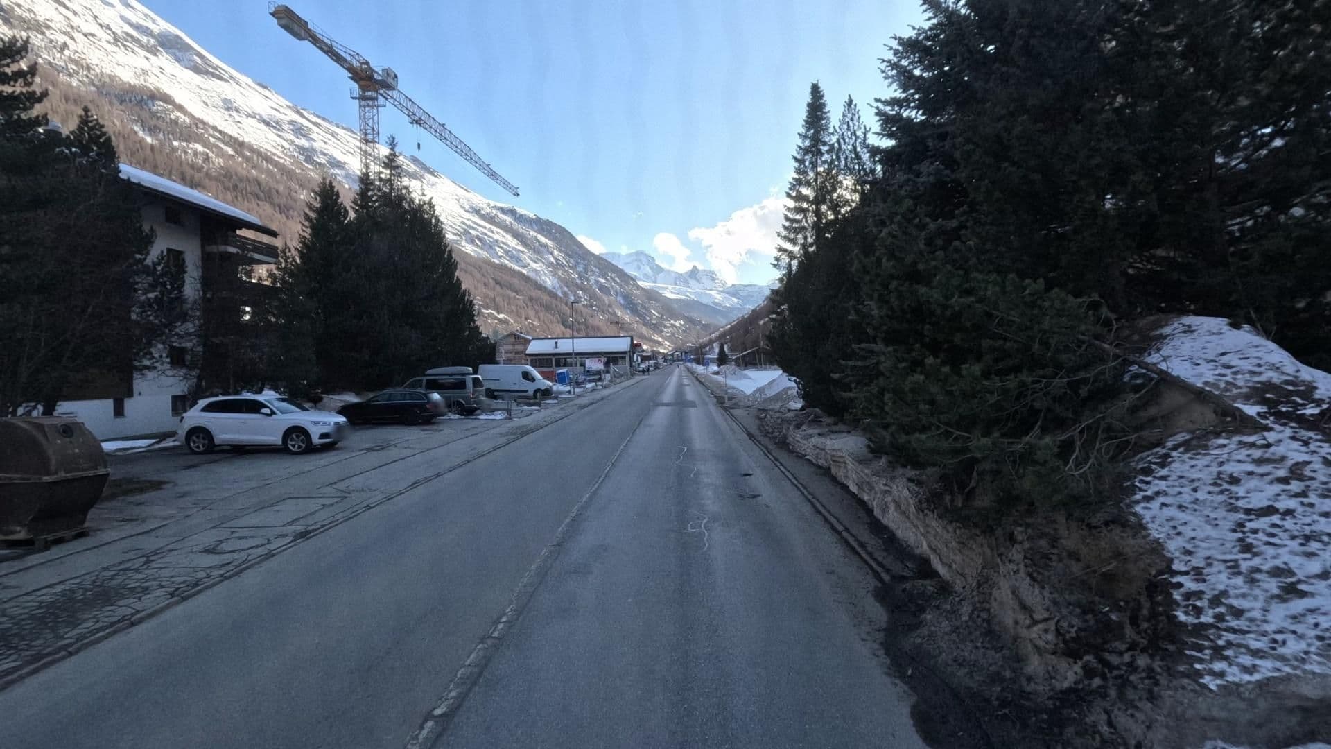 Street view near Hotel Monte Rosa, Zermatt — © bct (CC BY-SA · Mapillary)