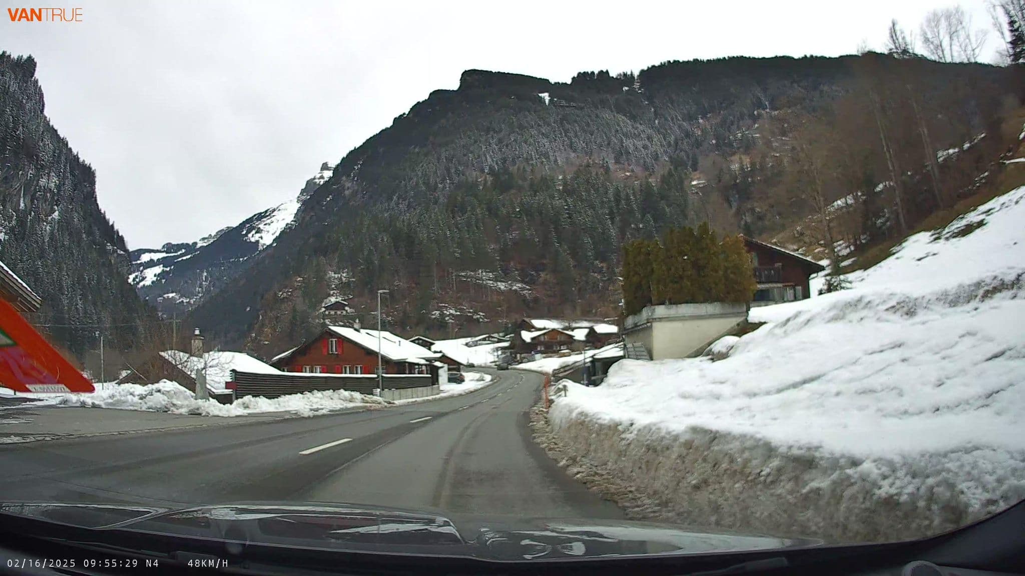 Street view near Apartment Auf Dem Grund, Grindelwald — © fcignat (CC BY-SA · Mapillary)