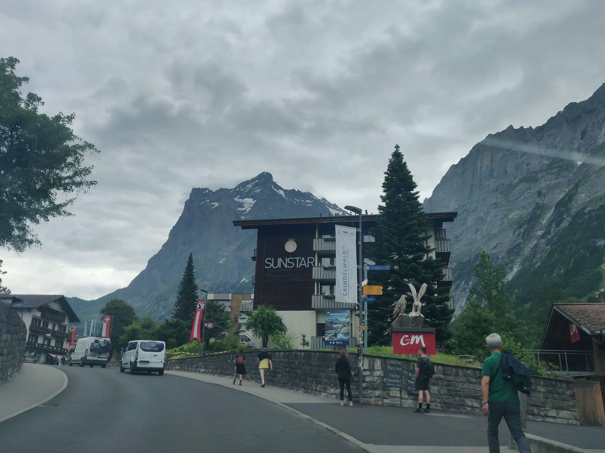 Street view near Marti William, Grindelwald — © Yha1 (CC BY-SA · Mapillary)