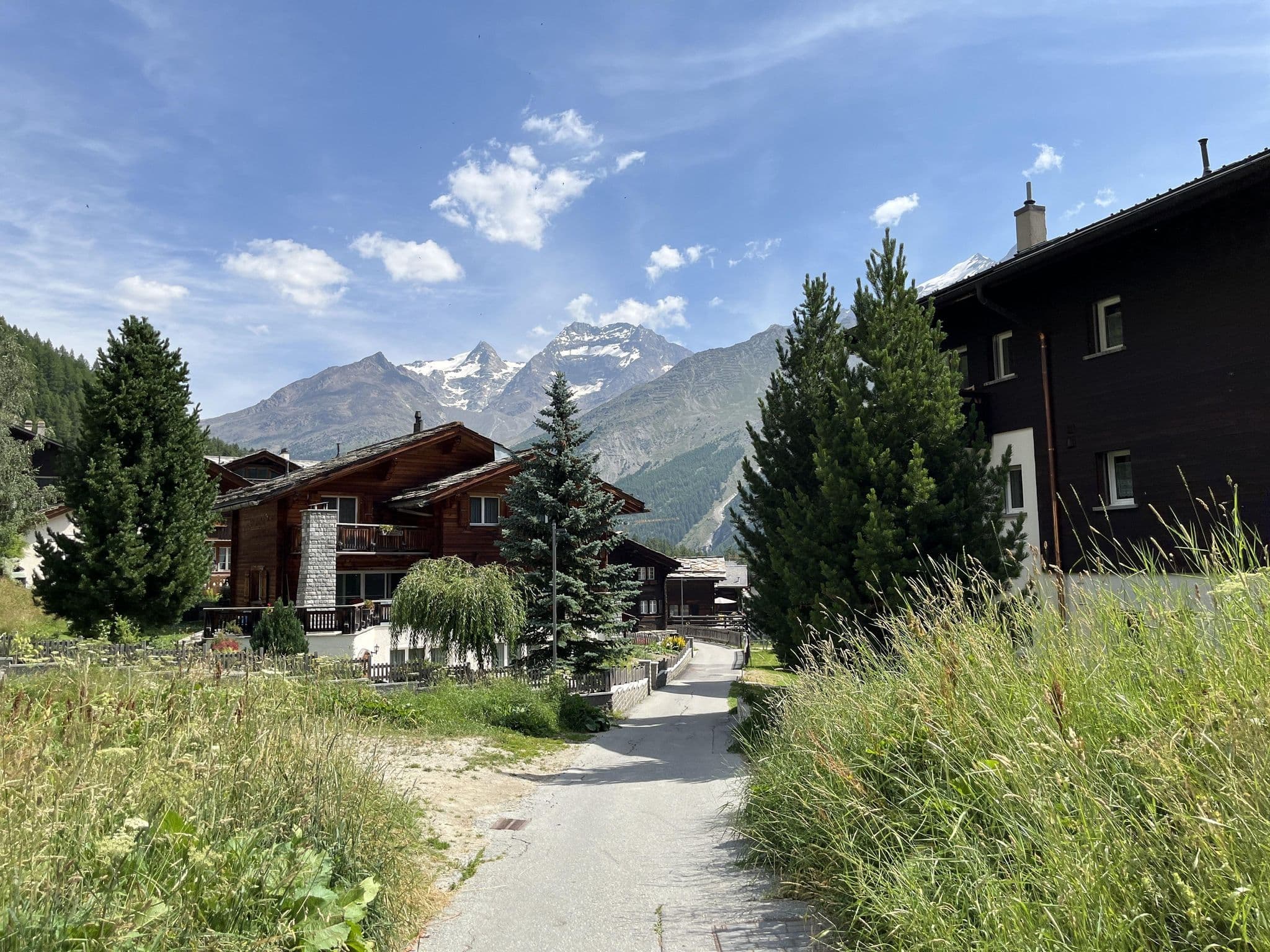 Street view near Andenmatten Antonius, Saas-Fee — © kulmalukko (CC BY-SA · Mapillary)