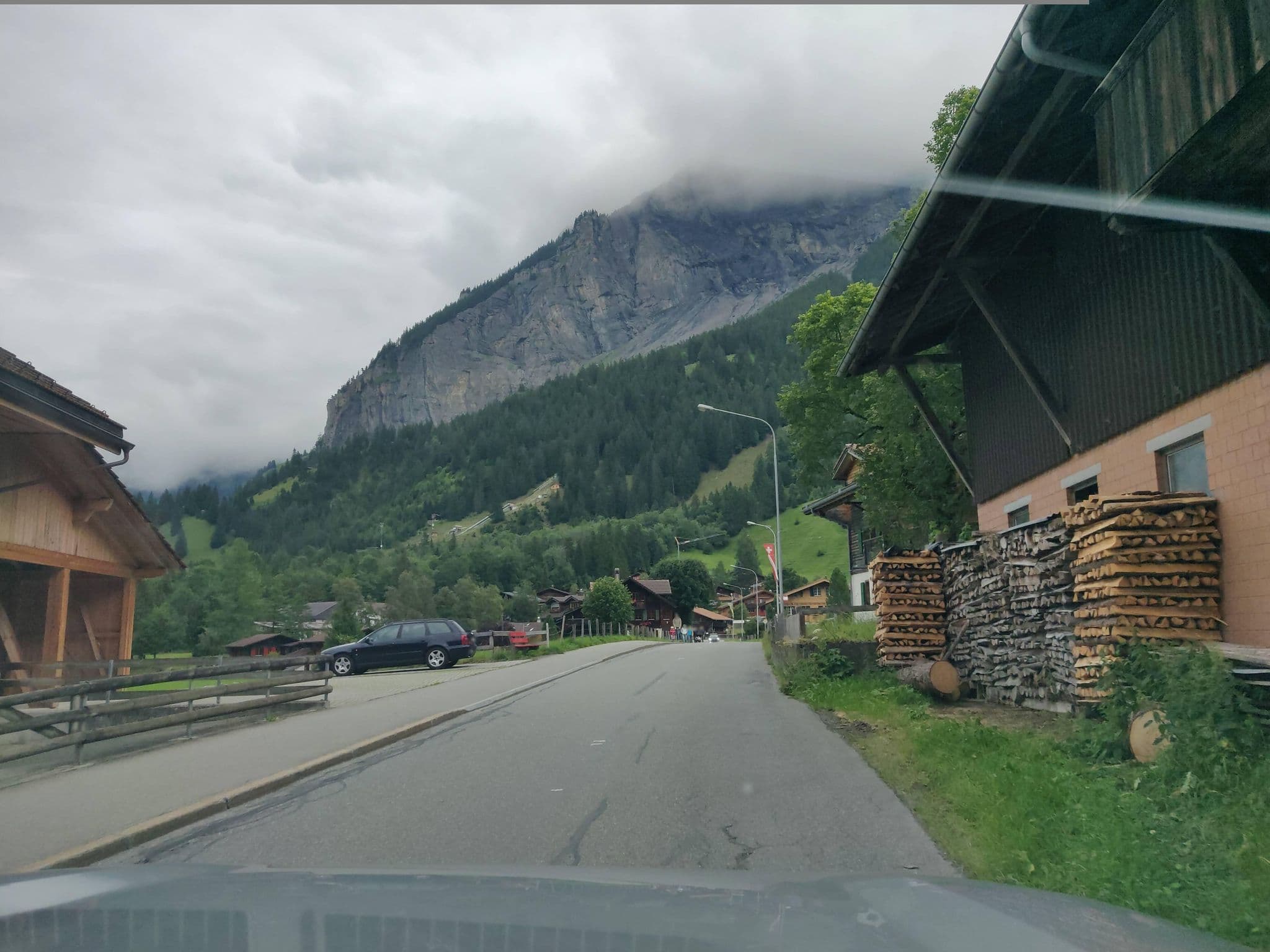 Street view near Adams Alpine Eden, Kandersteg — © Yha1 (CC BY-SA · Mapillary)