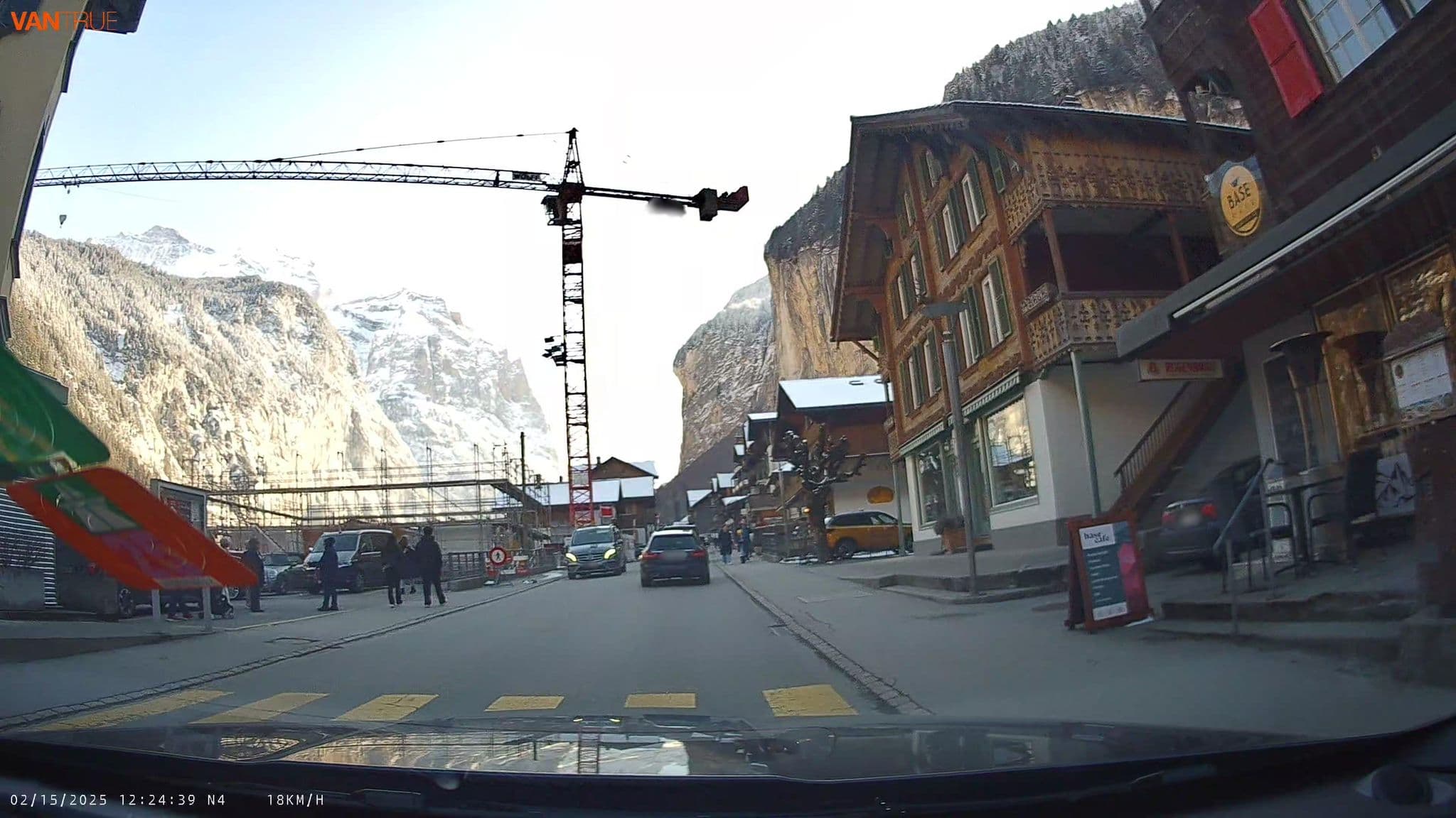 Street view near BASE Point, Lauterbrunnen — © fcignat (CC BY-SA · Mapillary)