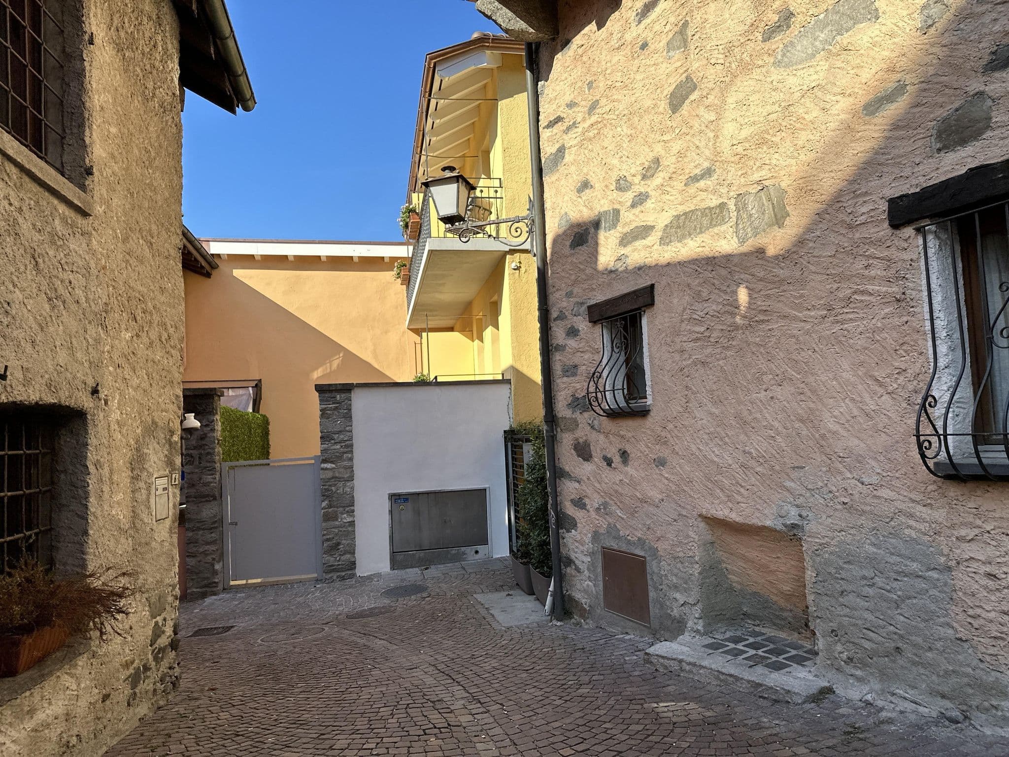 Street view near Casa delle Olive, Ascona — © RSTQ (CC BY-SA · Mapillary)