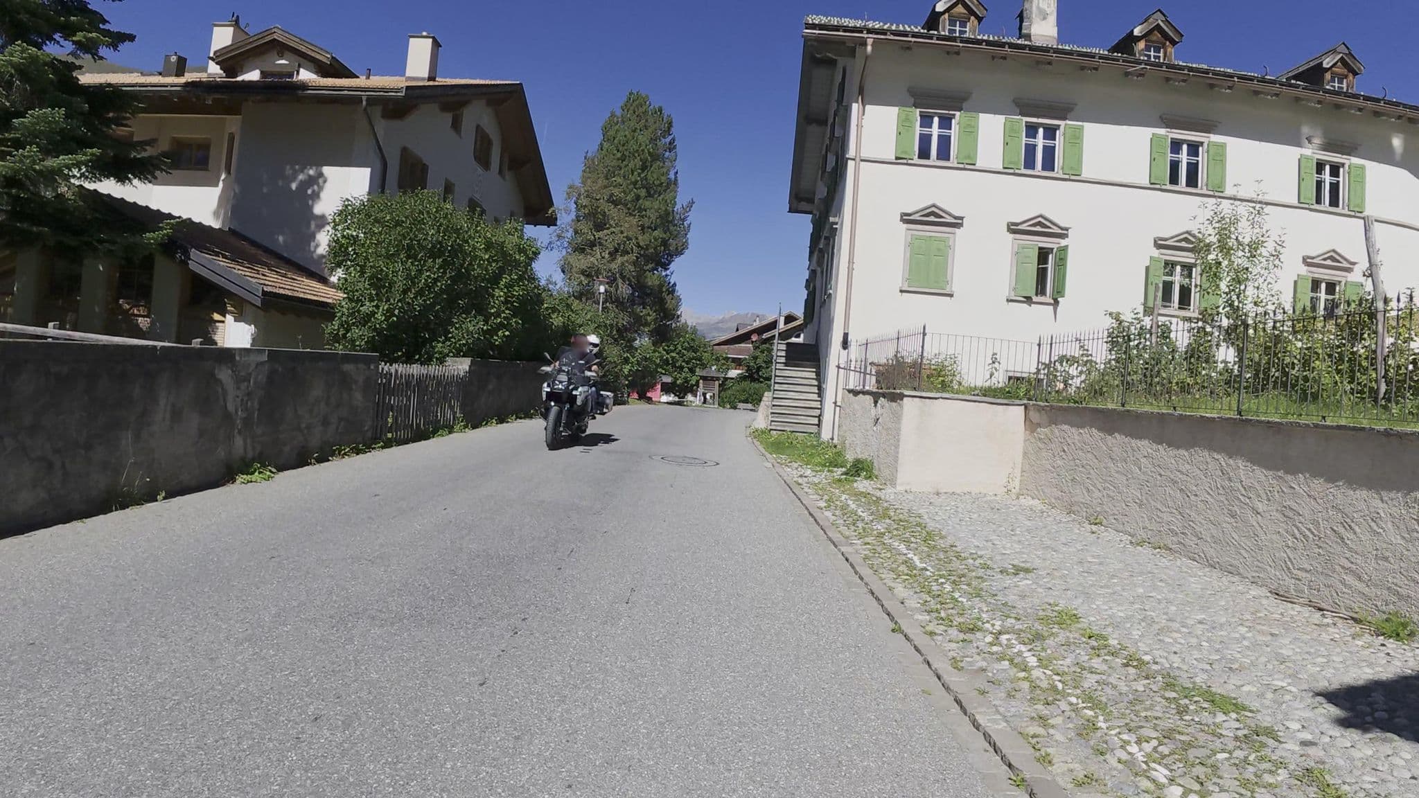 Street view near Studio Bergün, Samedan — © Guzzi_Franze (CC BY-SA · Mapillary)