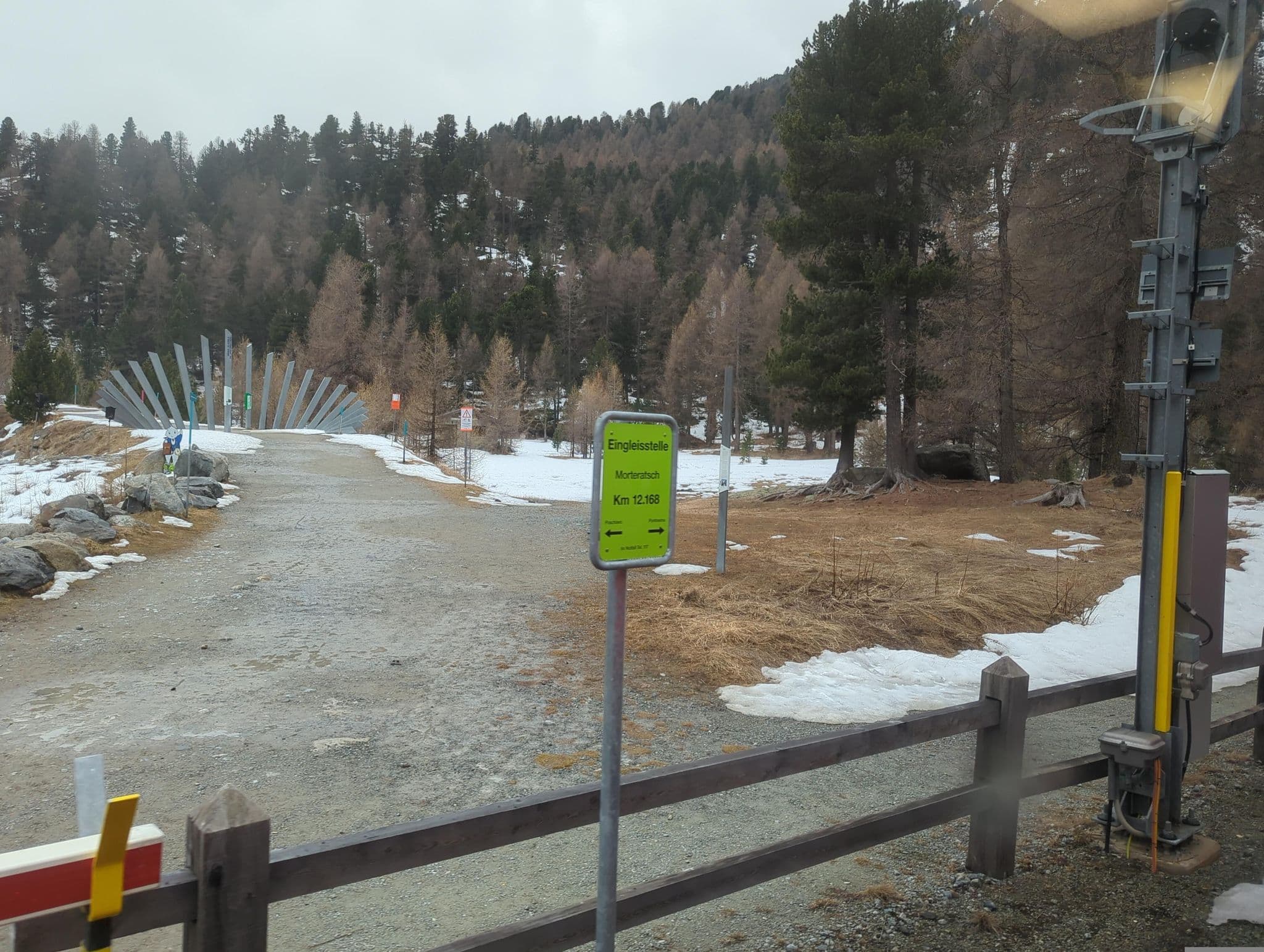 Street view near Hotel Morteratsch, Pontresina — © oeschinen (CC BY-SA · Mapillary)