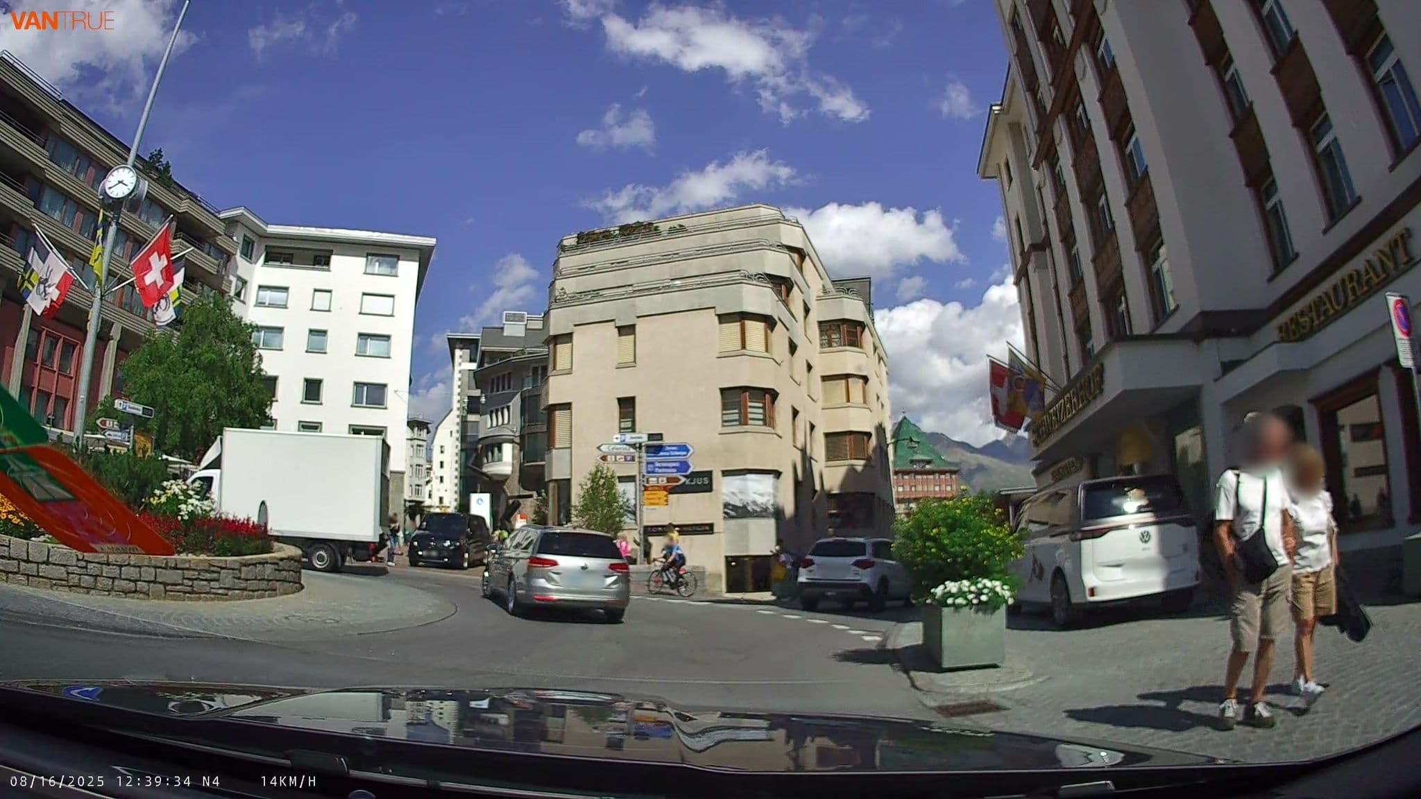 Street view near Schweizerhof Hotel St. Moritz, St. Moritz — © fcignat (CC BY-SA · Mapillary)