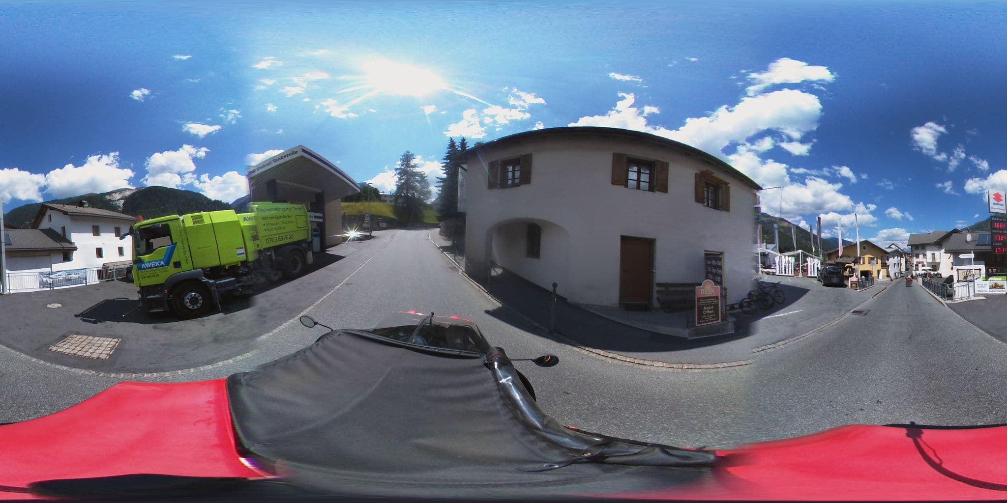 Street view near Jugendherberge St. Maria, Scuol — © beat (CC BY-SA · Mapillary)