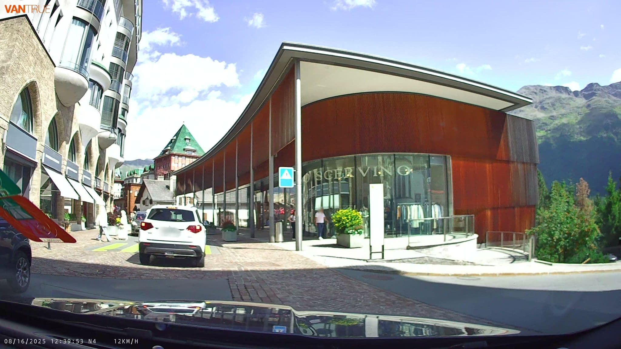 Street view near Posthotel, St. Moritz — © fcignat (CC BY-SA · Mapillary)