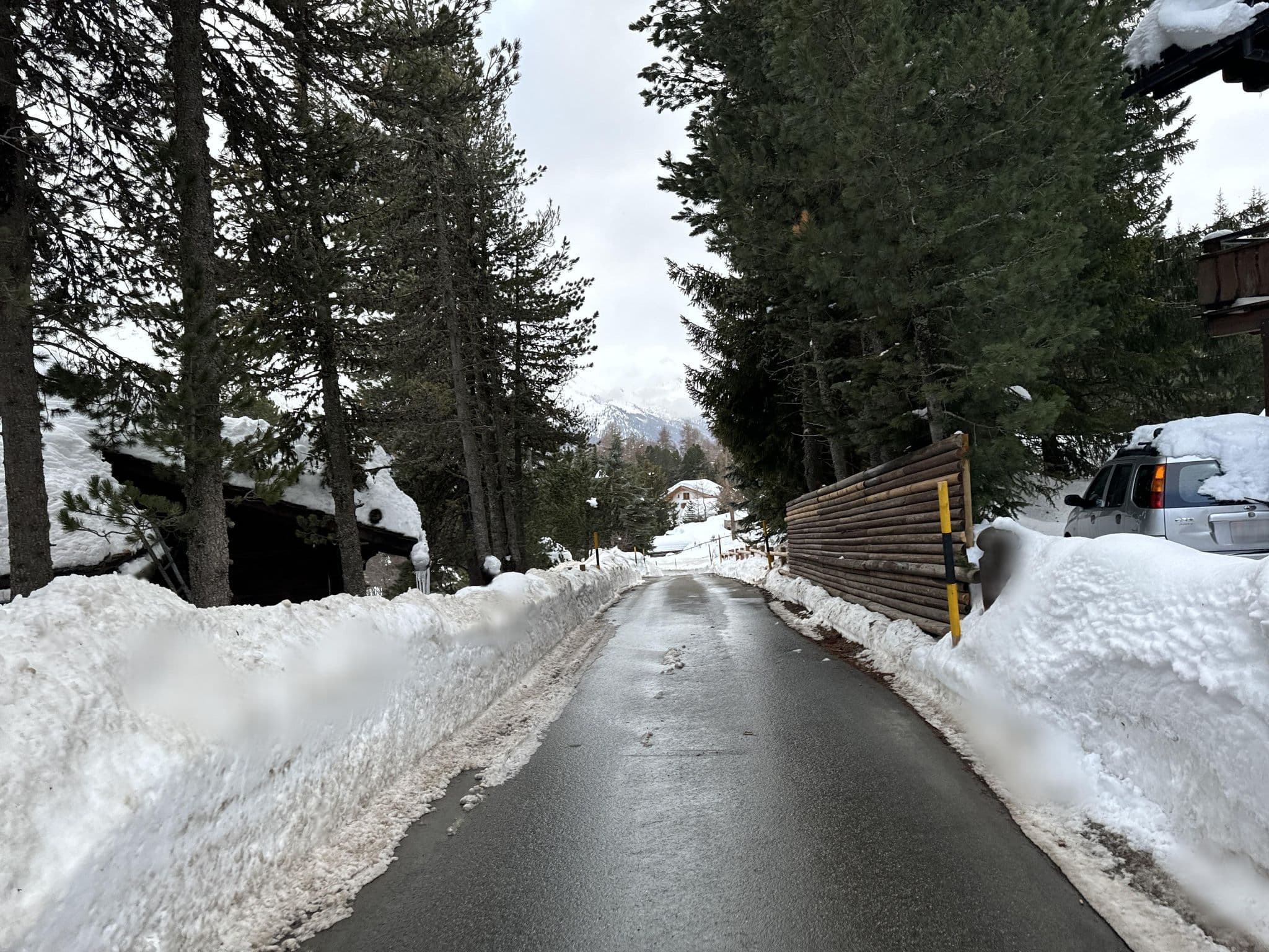 Street view near Bambi, St. Moritz — © autobahn42 (CC BY-SA · Mapillary)