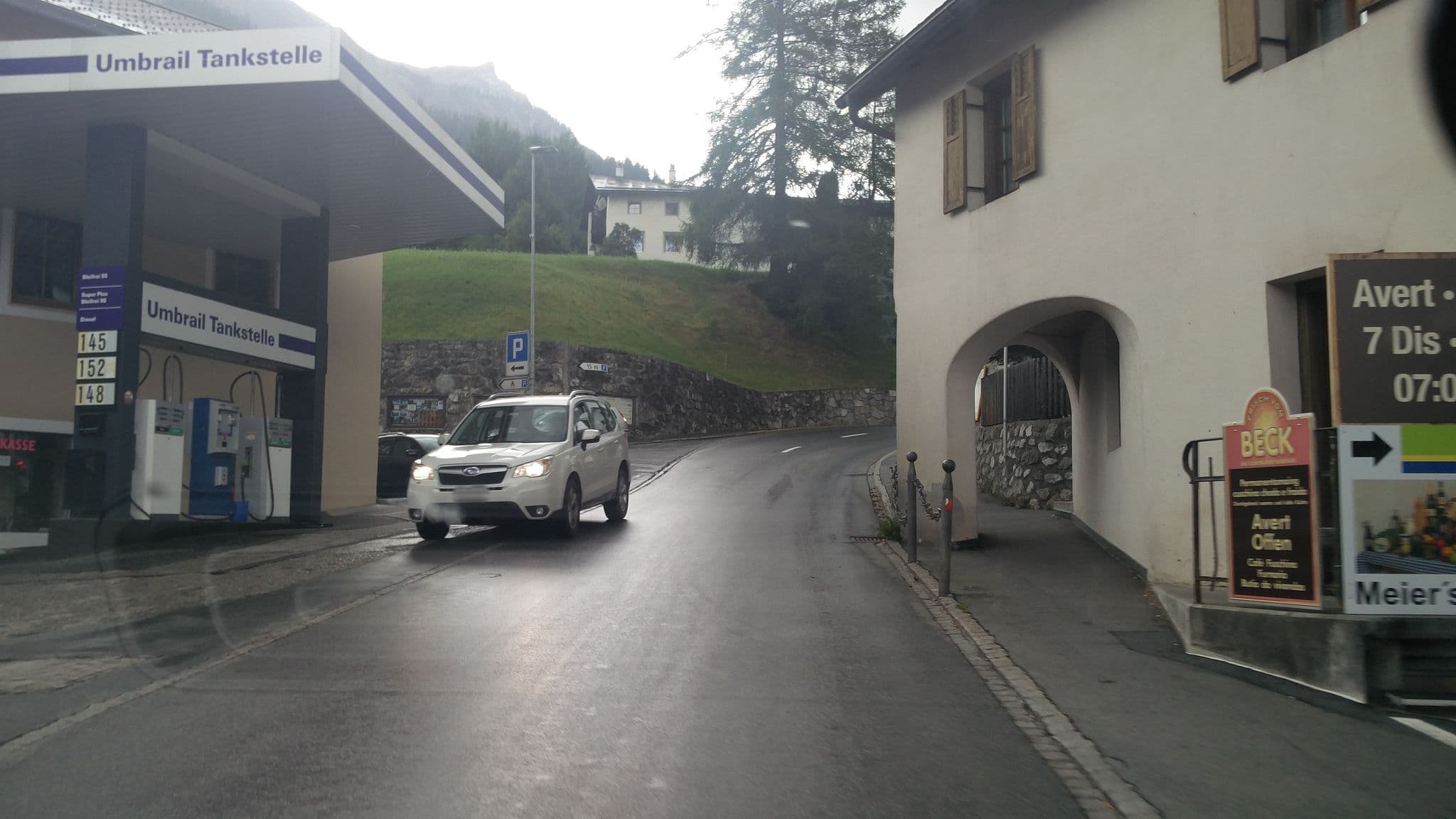 Street view near Hotel Alpenrose, Scuol — © lumi (CC BY-SA · Mapillary)