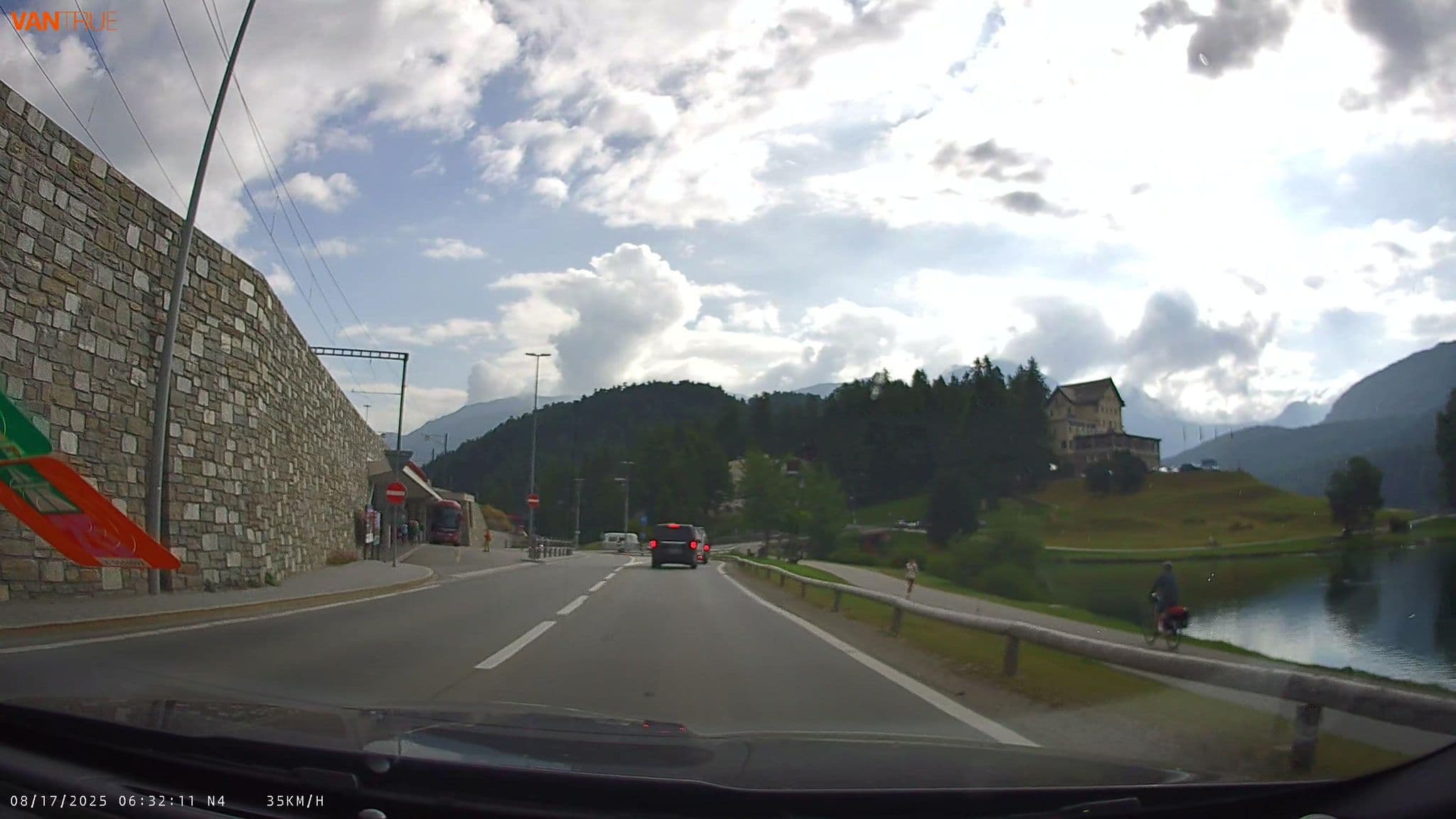 Street view near Hotel Bellaval, St. Moritz — © fcignat (CC BY-SA · Mapillary)