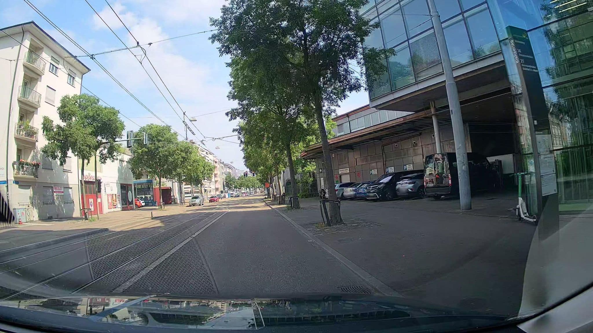 Street view near Apartments Elite, Basel — © StefanS79 (CC BY-SA · Mapillary)