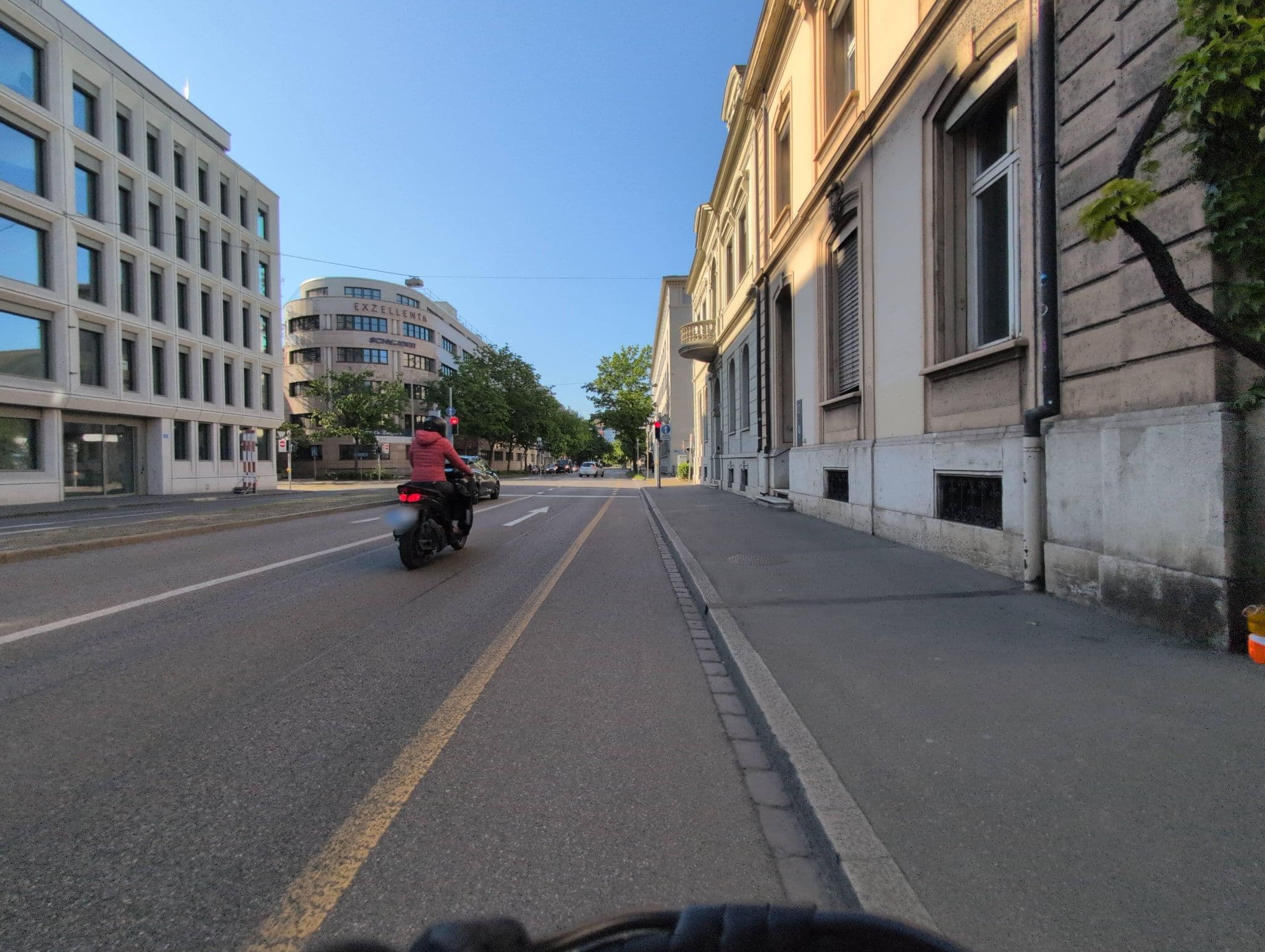 Street view near Hotel Steinengraben, Basel — © jhbz1 (CC BY-SA · Mapillary)