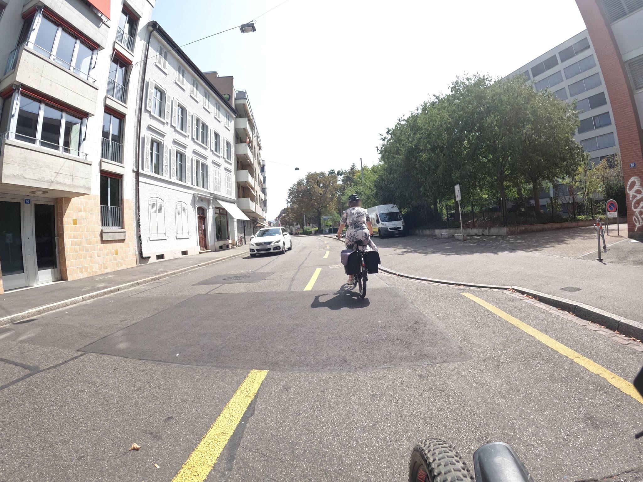 Street view near Studio Am Messeplatz, Basel — © vinisa (CC BY-SA · Mapillary)