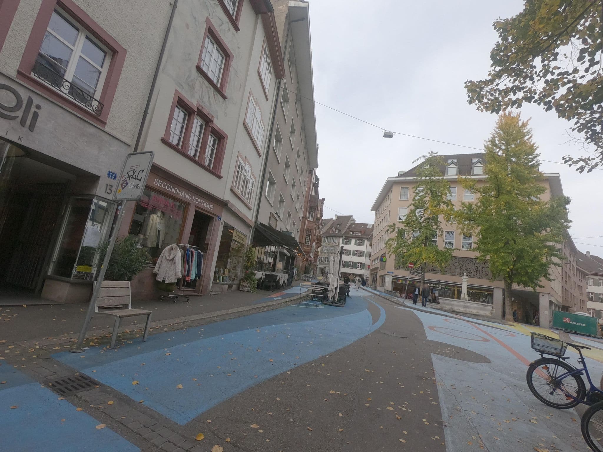 Street view near Apartmenthaus zum Trillen, Basel — © baseltor (CC BY-SA · Mapillary)