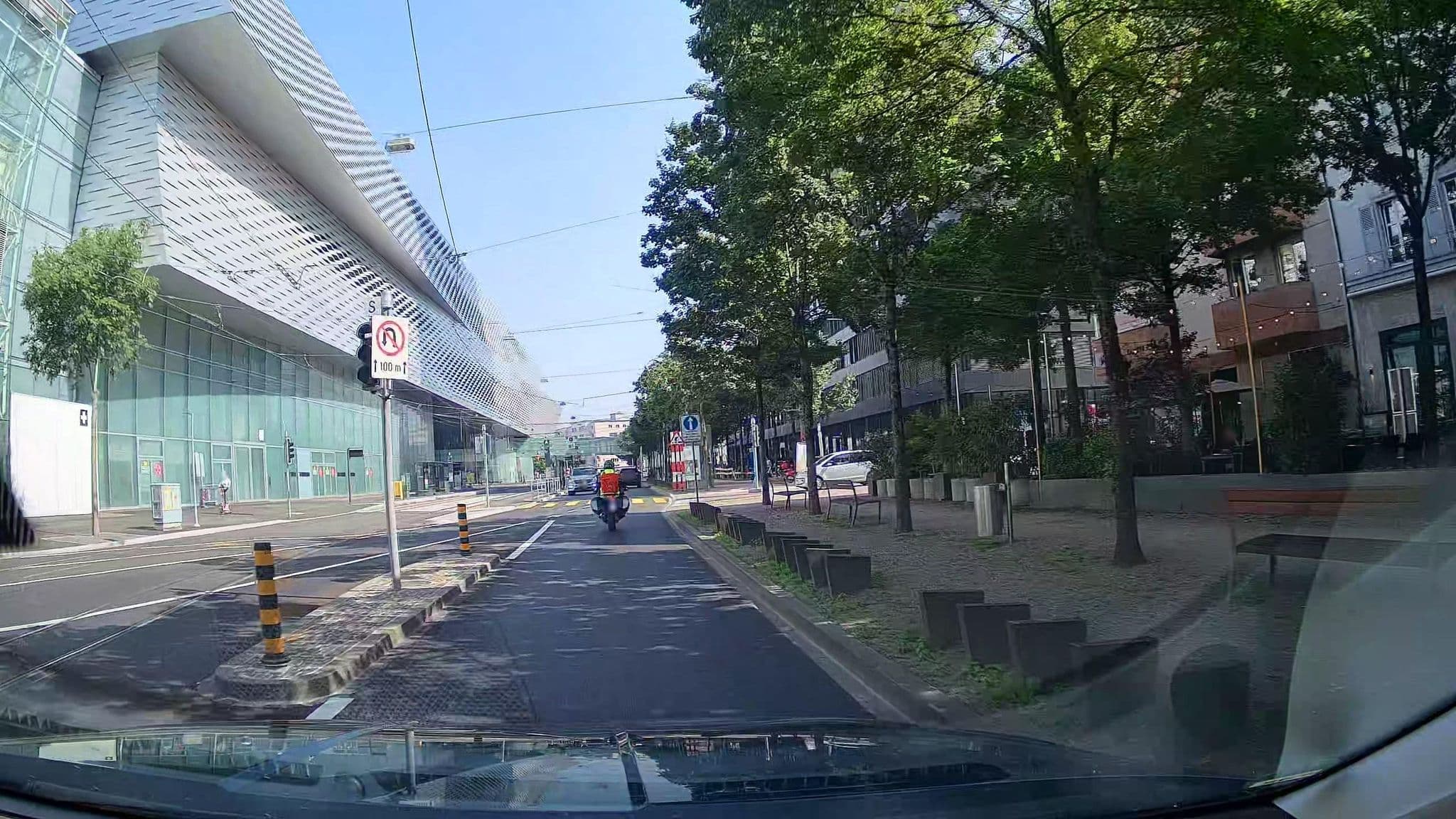 Street view near Apartments 79, Basel — © StefanS79 (CC BY-SA · Mapillary)