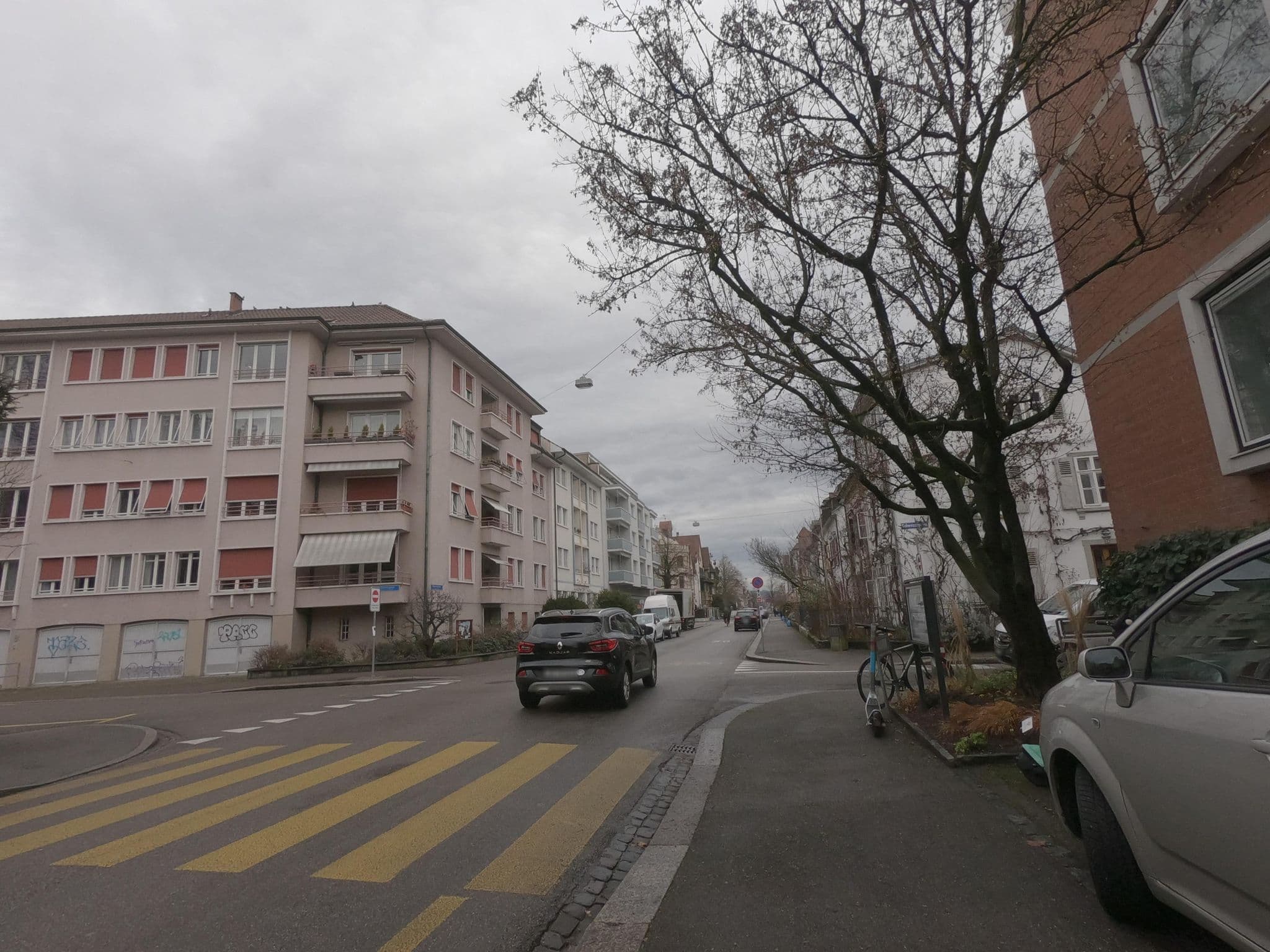 Street view near Apartments Swiss Star, Basel — © Senfkorn (CC BY-SA · Mapillary)