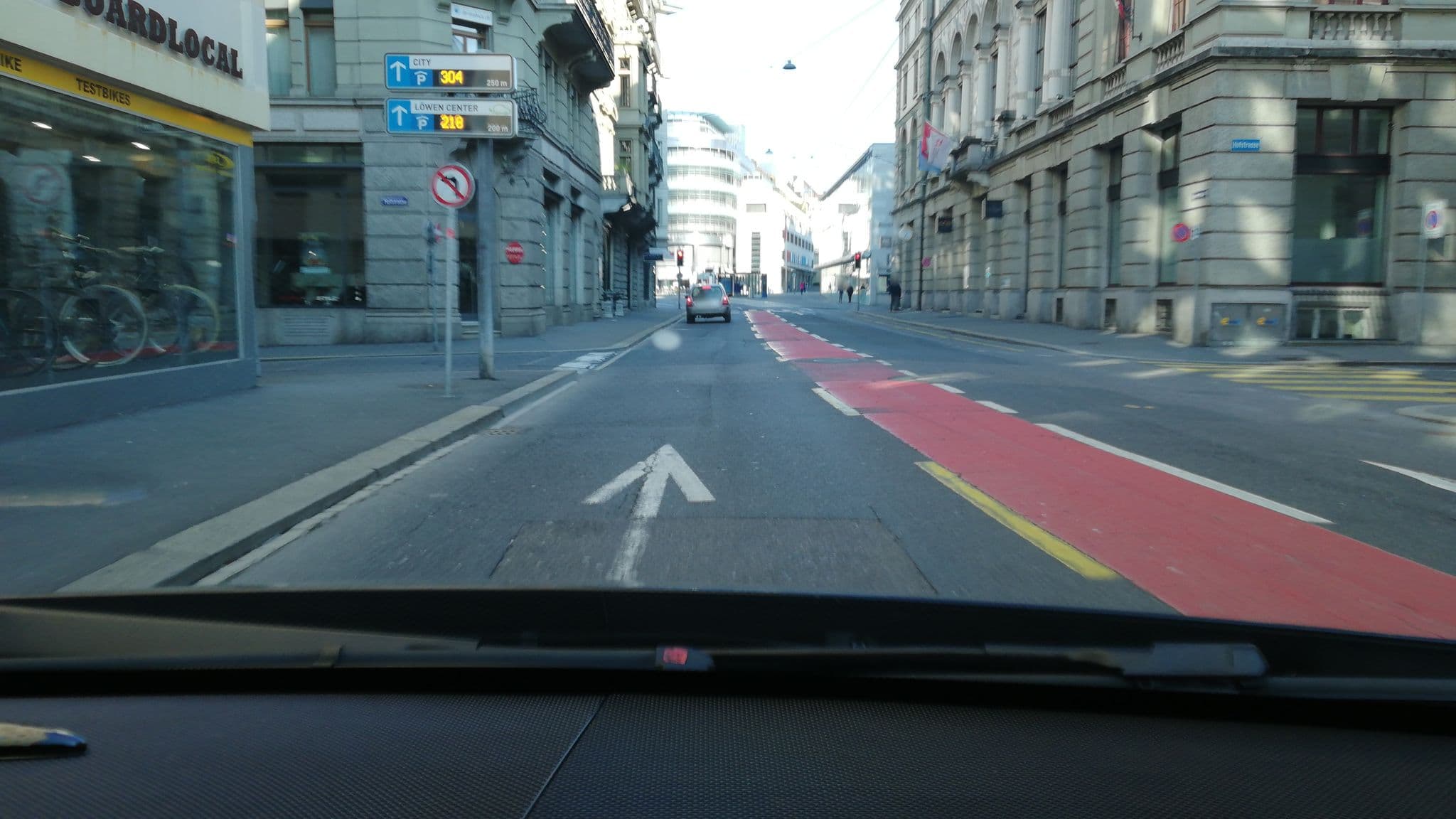 Street view near Union Top Hotel Lucerne, Luzern — © sunflower (CC BY-SA · Mapillary)