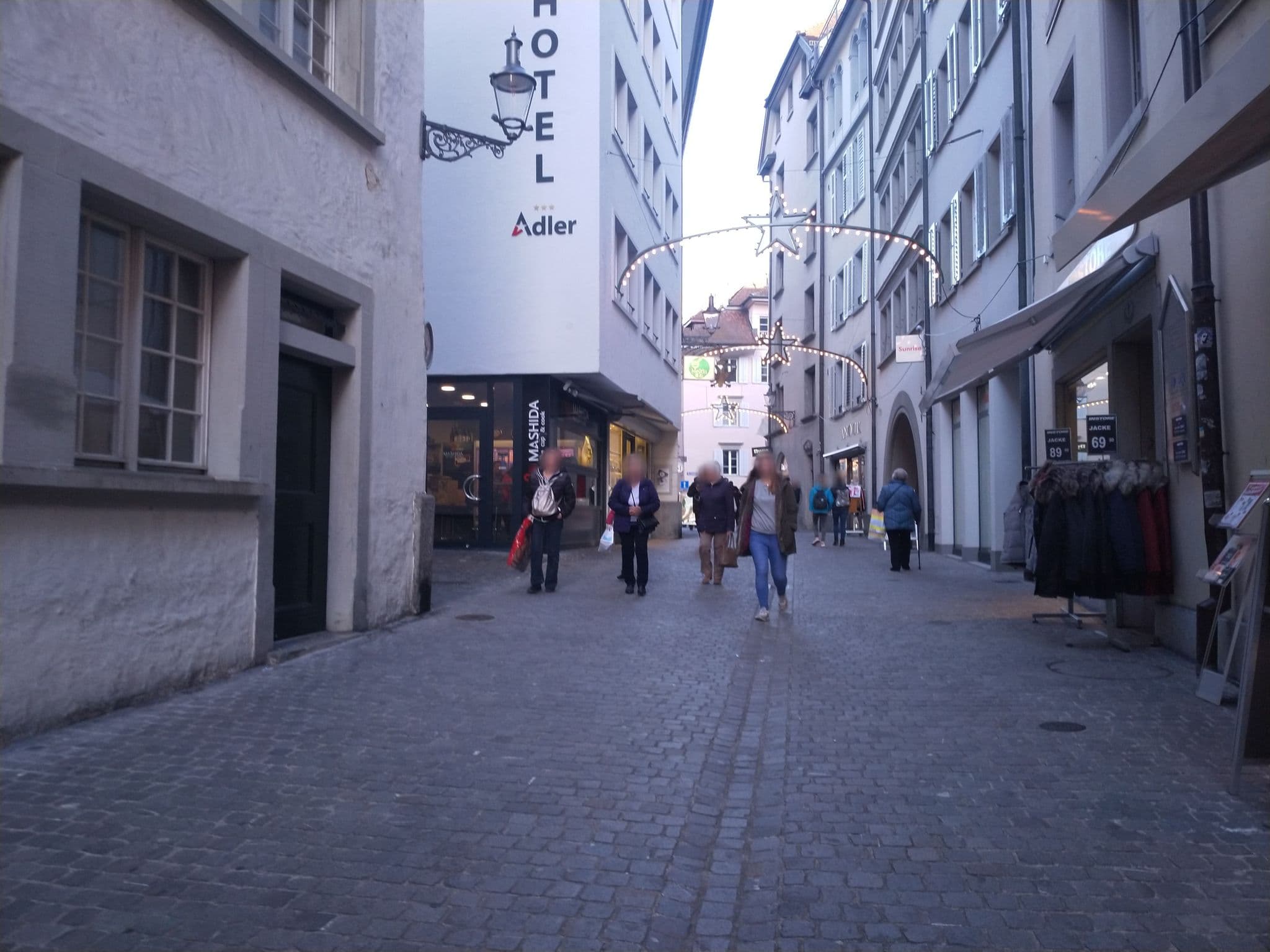 Street view near Gemeinschaftsstiftung zur, Einhaltung und Schaffung von, preisgünstigem Wohnraum GSW, Luzern — © pablopita (CC BY-SA · Mapillary)