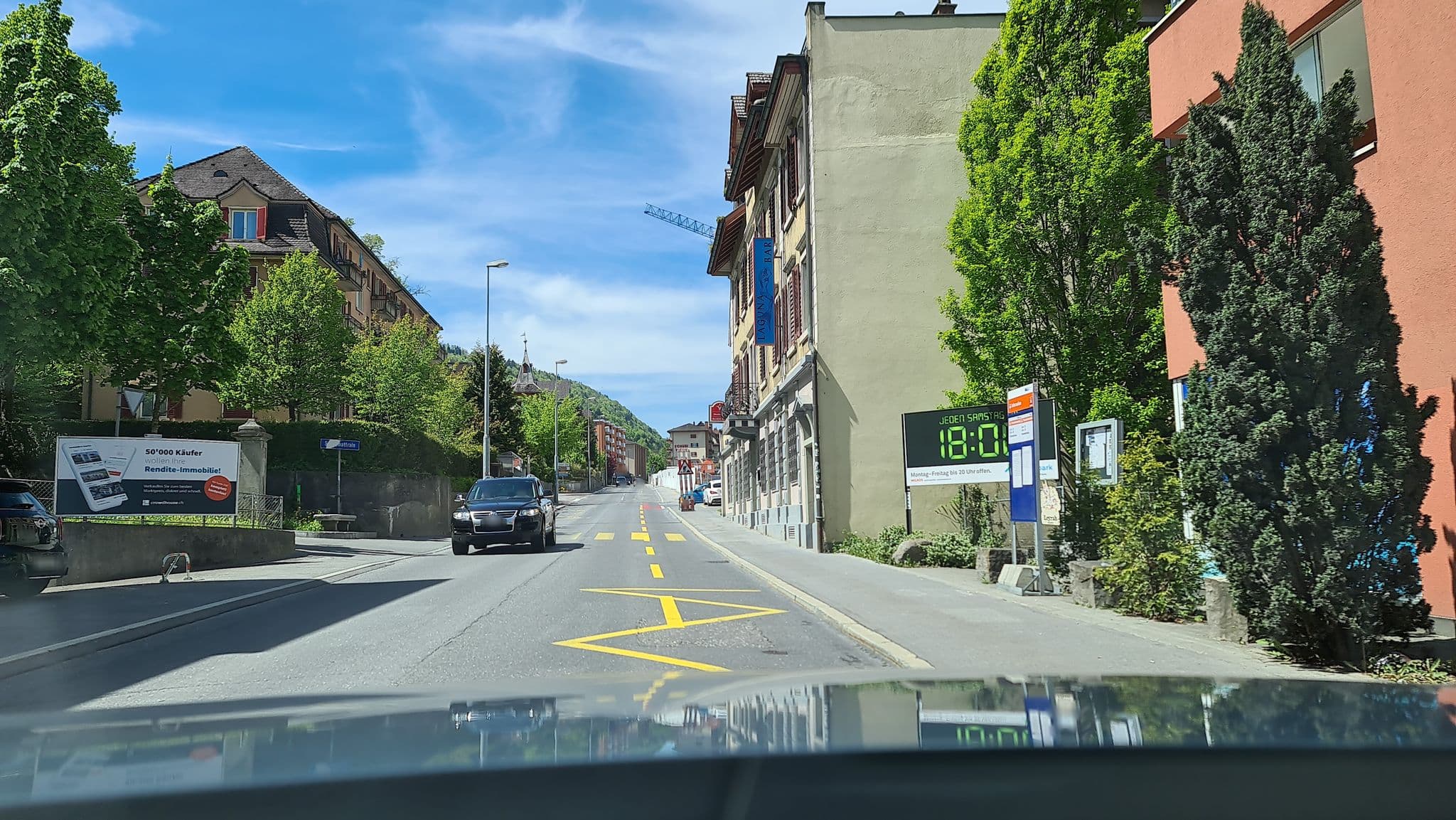 Street view near Frühstücks Chef, Luzern — © alexanderar (CC BY-SA · Mapillary)