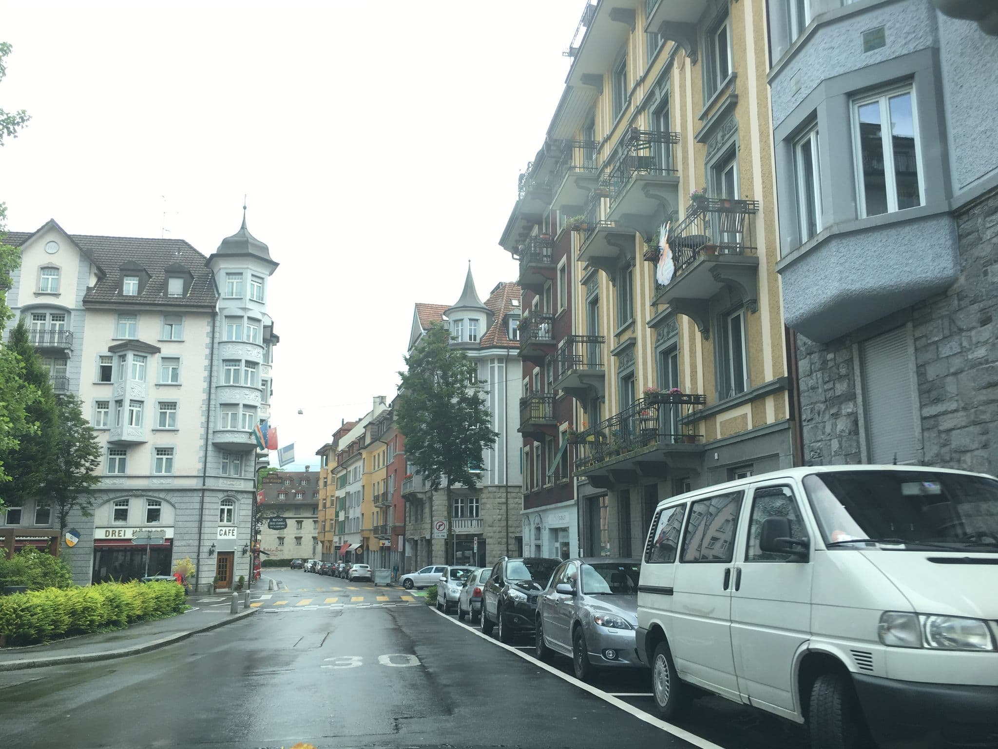Street view near Central Bright & Cozy Apartments, Luzern — © tas50 (CC BY-SA · Mapillary)